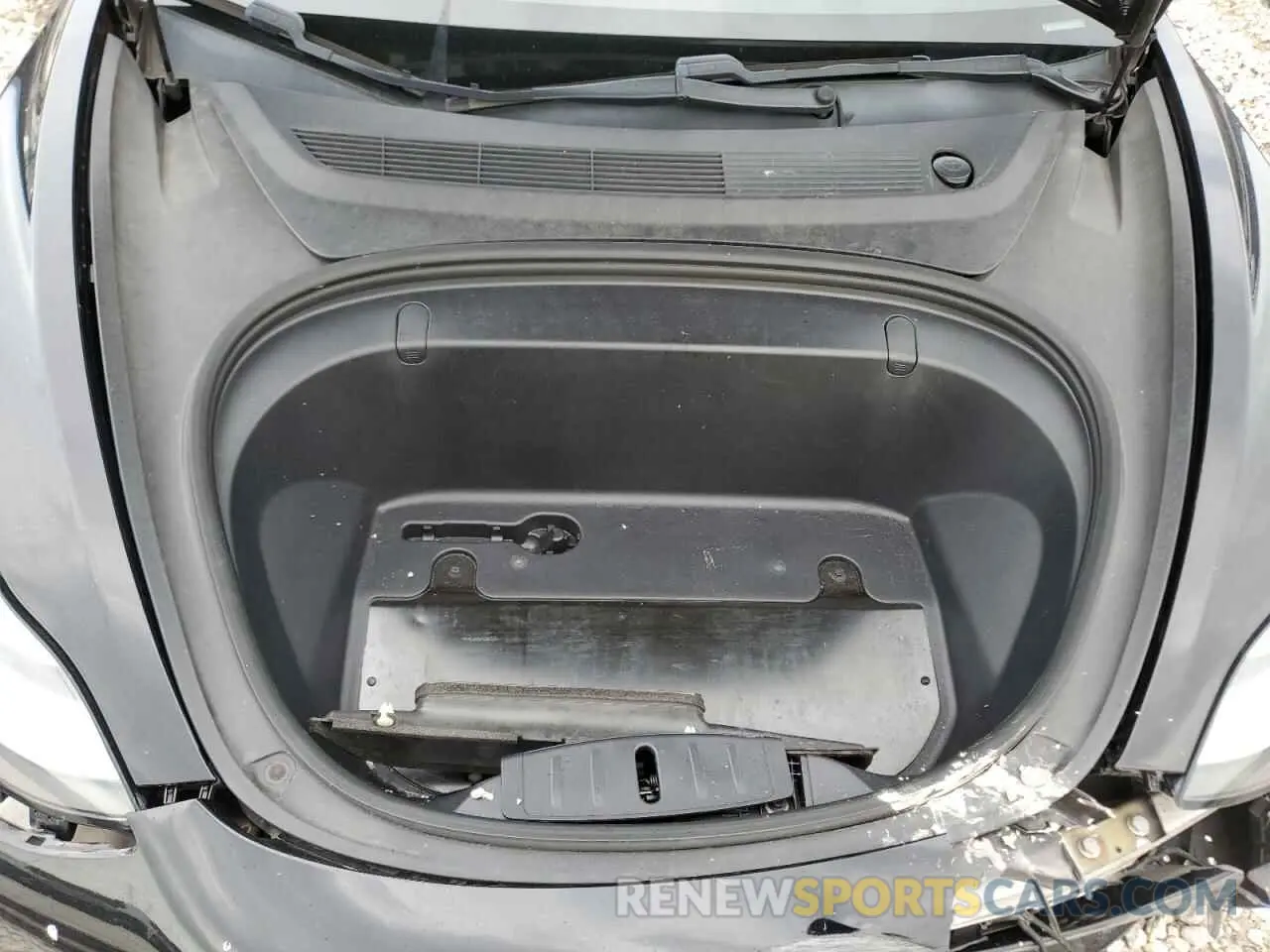 11 Photograph of a damaged car 5YJ3E1EA7KF324007 TESLA MODEL 3 2019