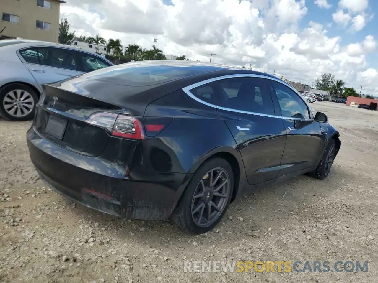 3 Photograph of a damaged car 5YJ3E1EA7KF324007 TESLA MODEL 3 2019