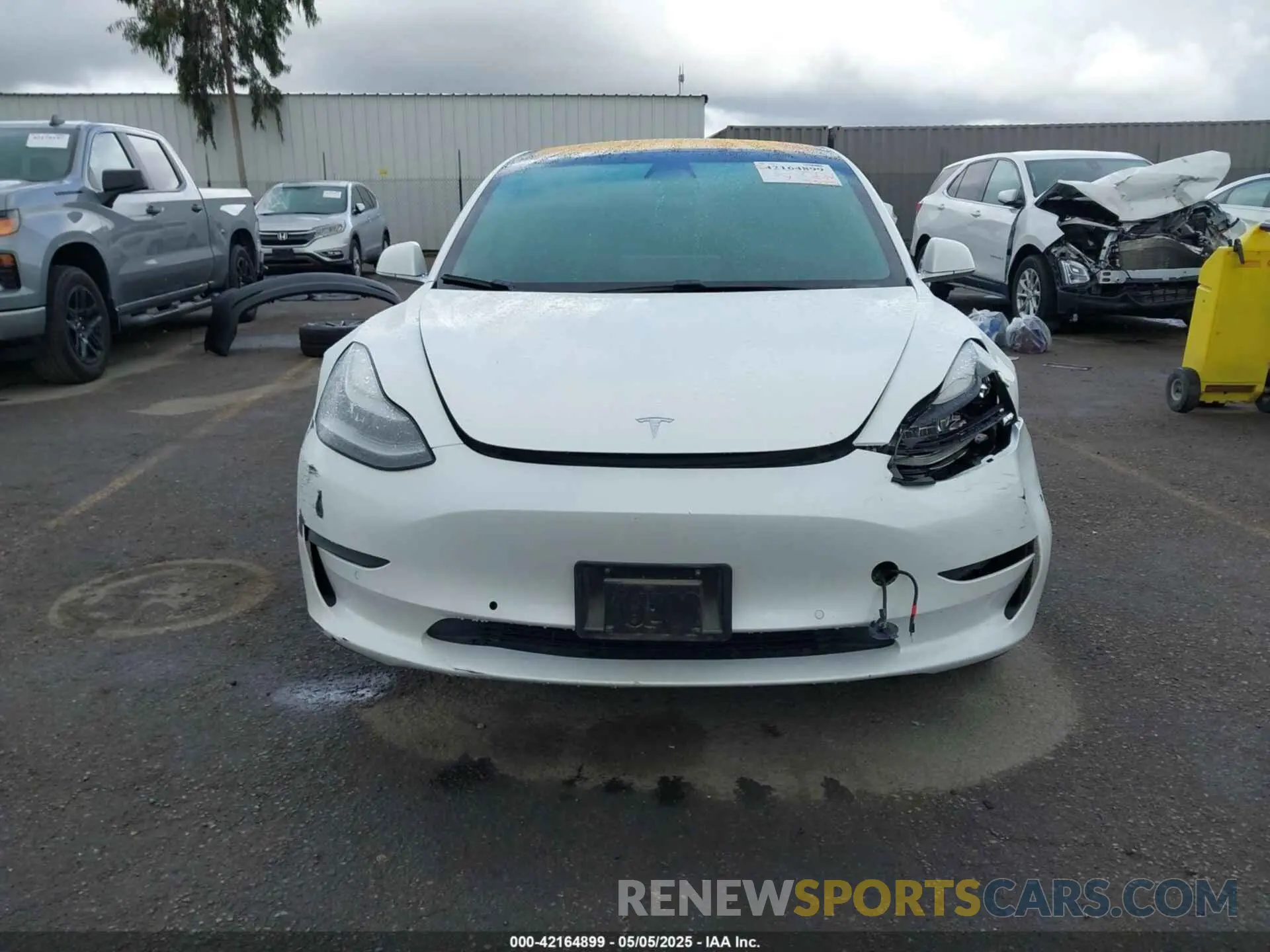 13 Photograph of a damaged car 5YJ3E1EA7KF326498 TESLA MODEL 3 2019