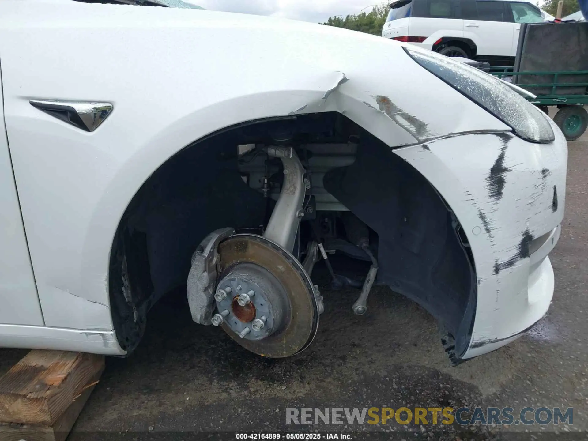 20 Photograph of a damaged car 5YJ3E1EA7KF326498 TESLA MODEL 3 2019