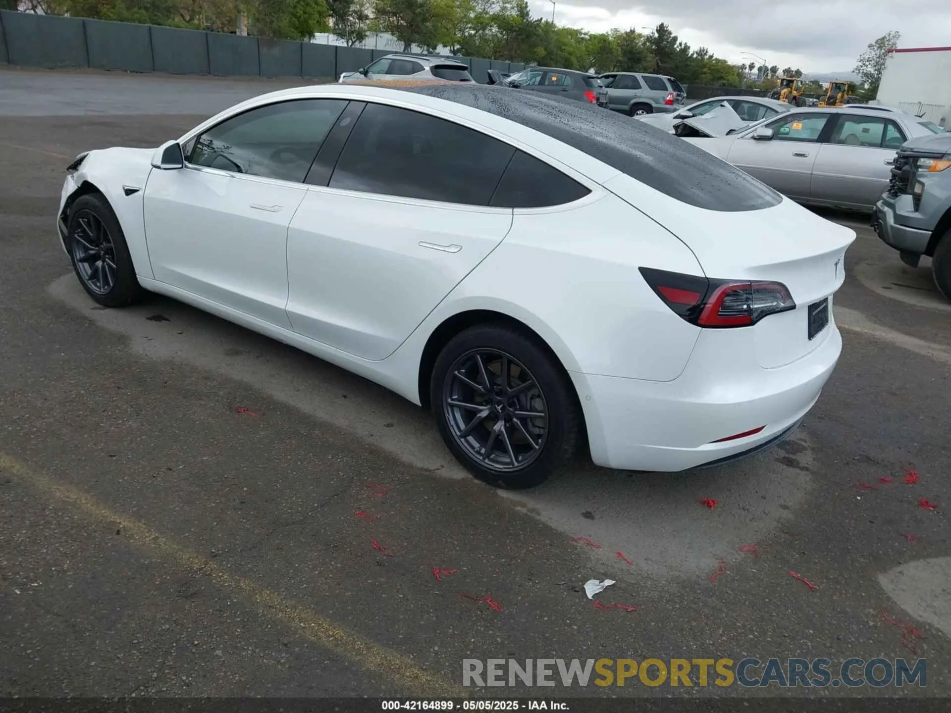 3 Photograph of a damaged car 5YJ3E1EA7KF326498 TESLA MODEL 3 2019