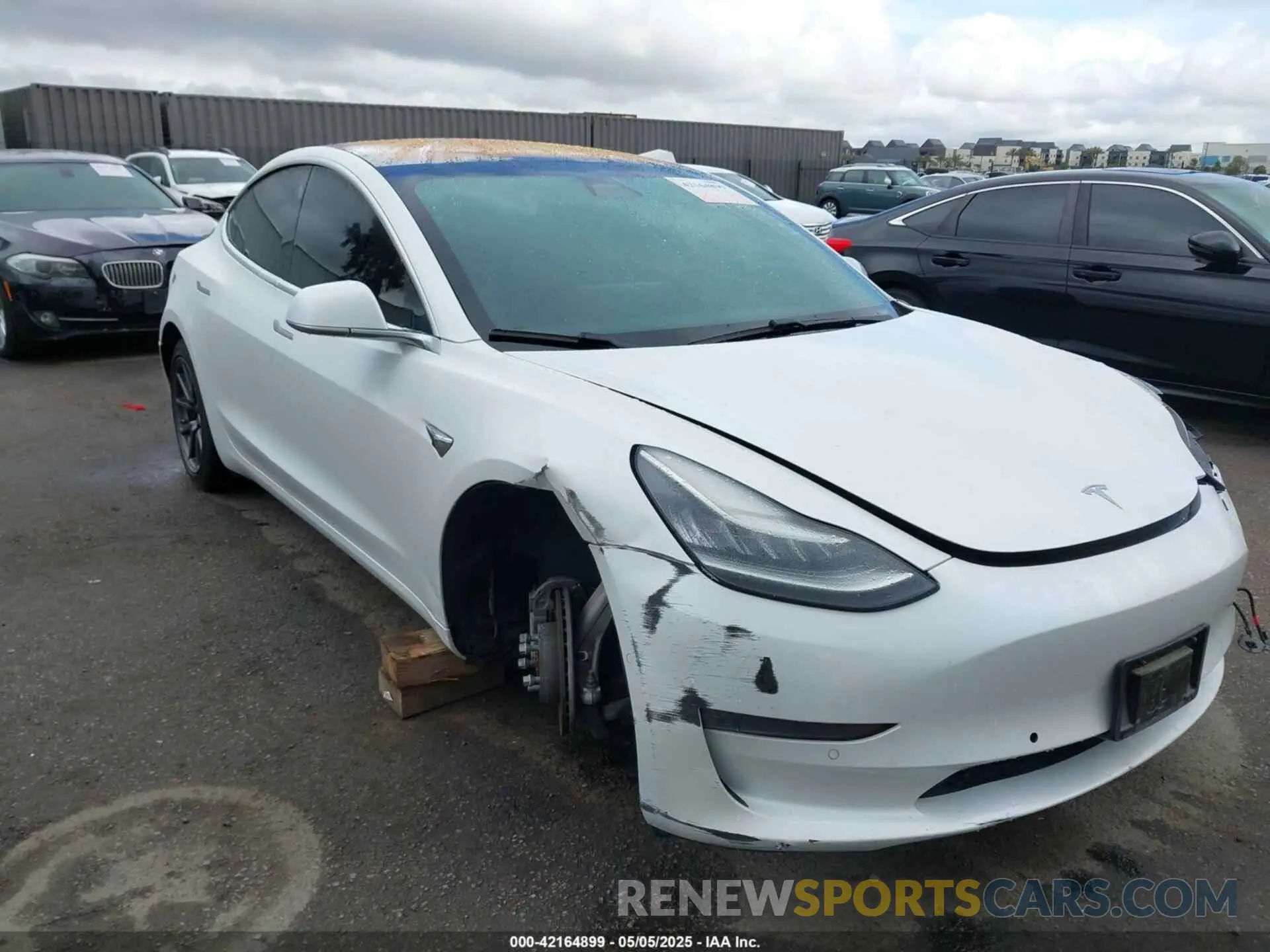 6 Photograph of a damaged car 5YJ3E1EA7KF326498 TESLA MODEL 3 2019