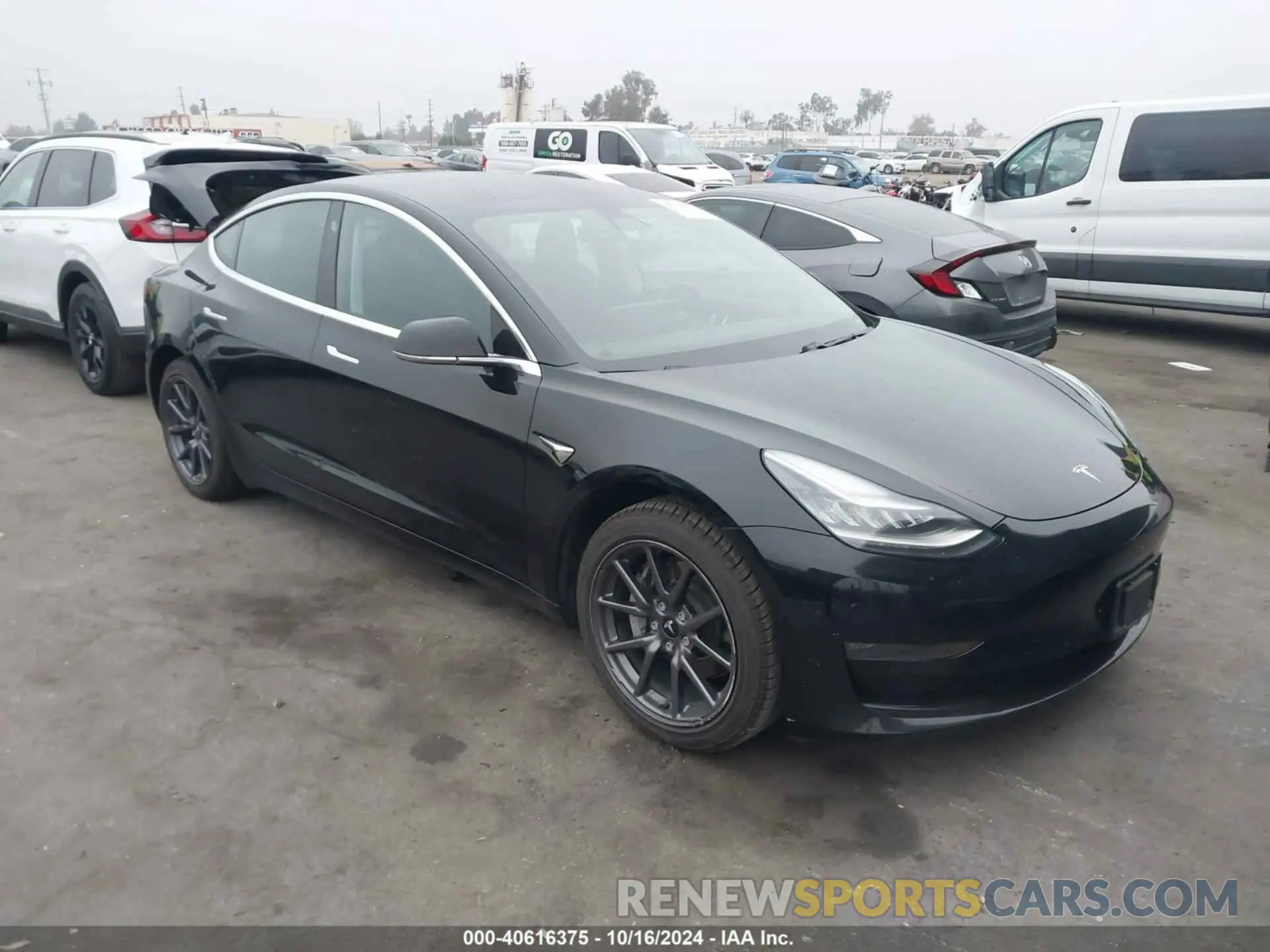 1 Photograph of a damaged car 5YJ3E1EA7KF395482 TESLA MODEL 3 2019