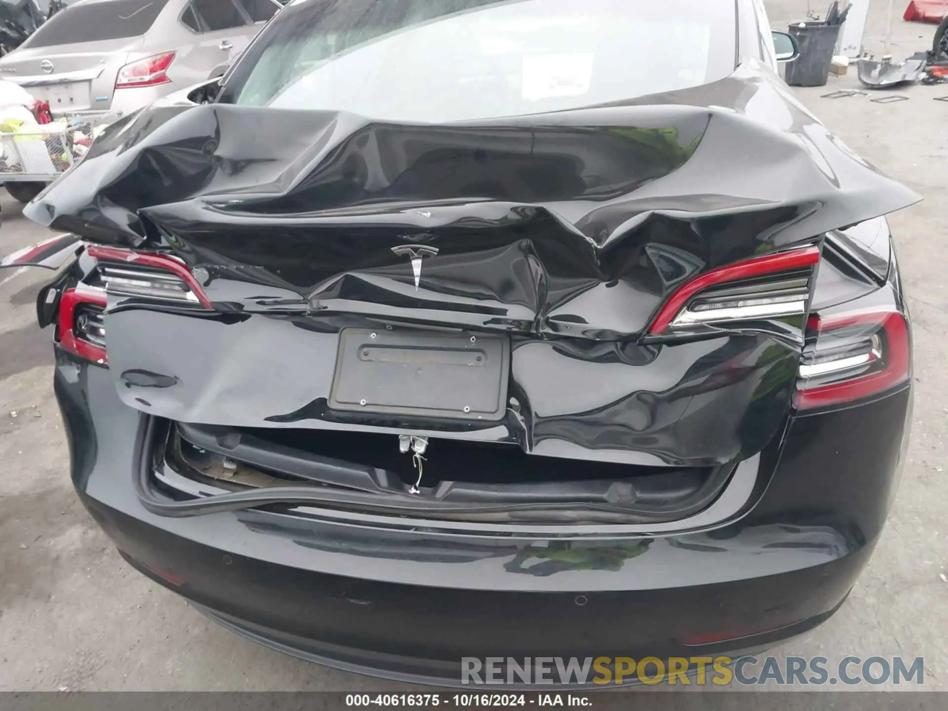 6 Photograph of a damaged car 5YJ3E1EA7KF395482 TESLA MODEL 3 2019