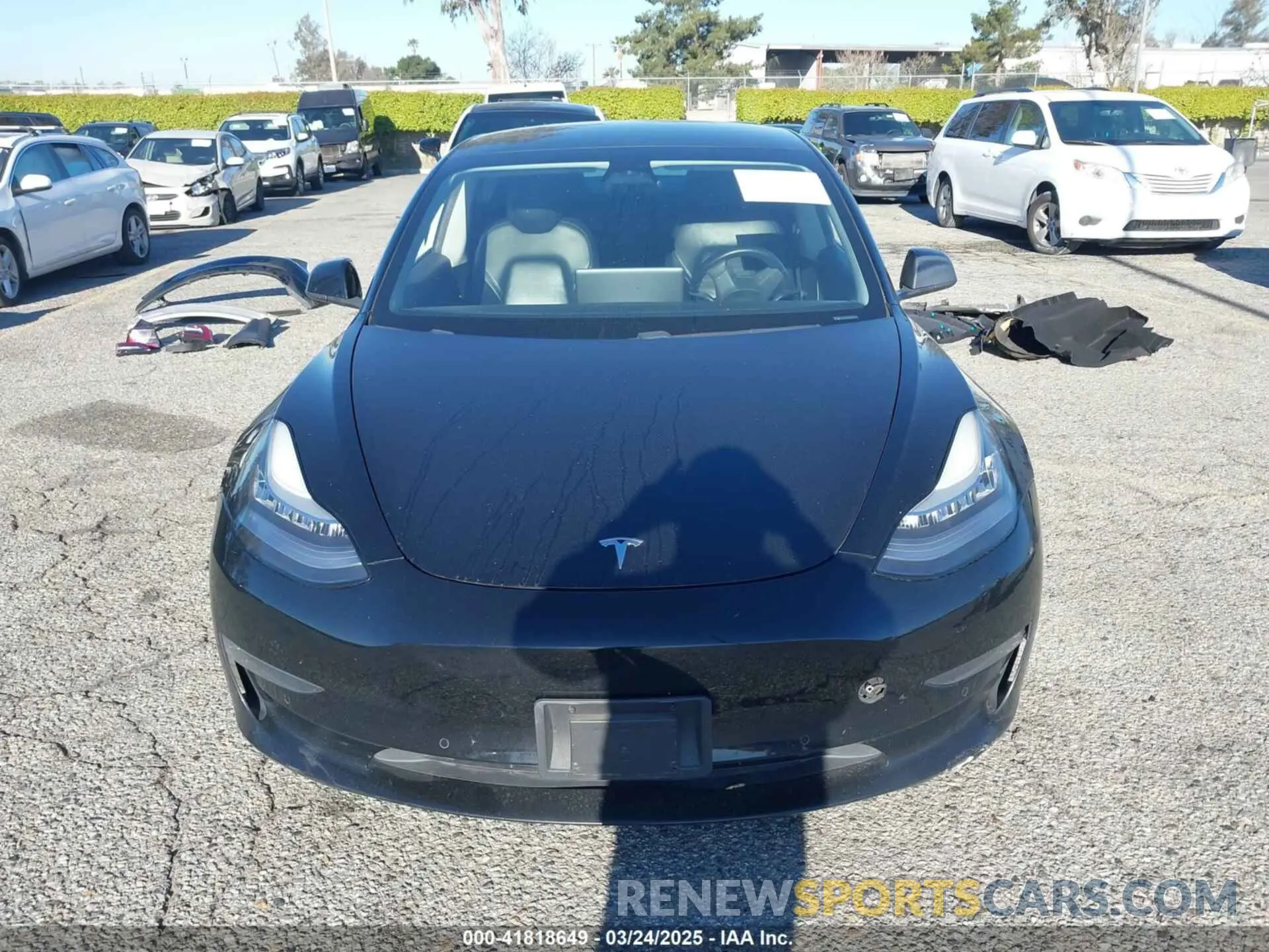 13 Photograph of a damaged car 5YJ3E1EA7KF398365 TESLA MODEL 3 2019