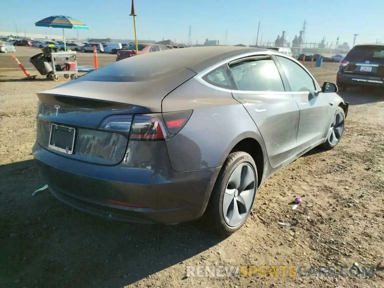 4 Photograph of a damaged car 5YJ3E1EA7KF400275 TESLA MODEL 3 2019