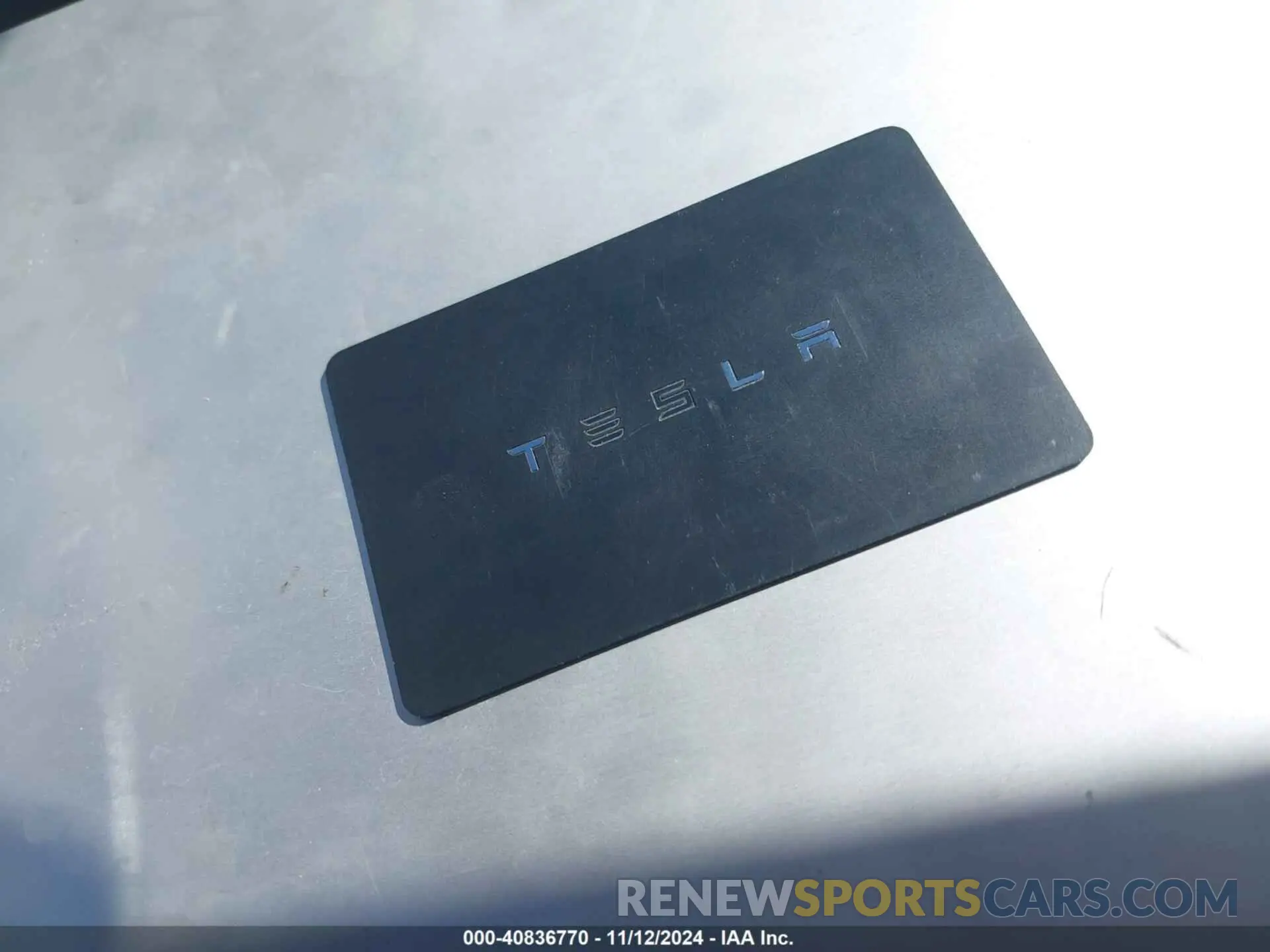 11 Photograph of a damaged car 5YJ3E1EA7KF401541 TESLA MODEL 3 2019