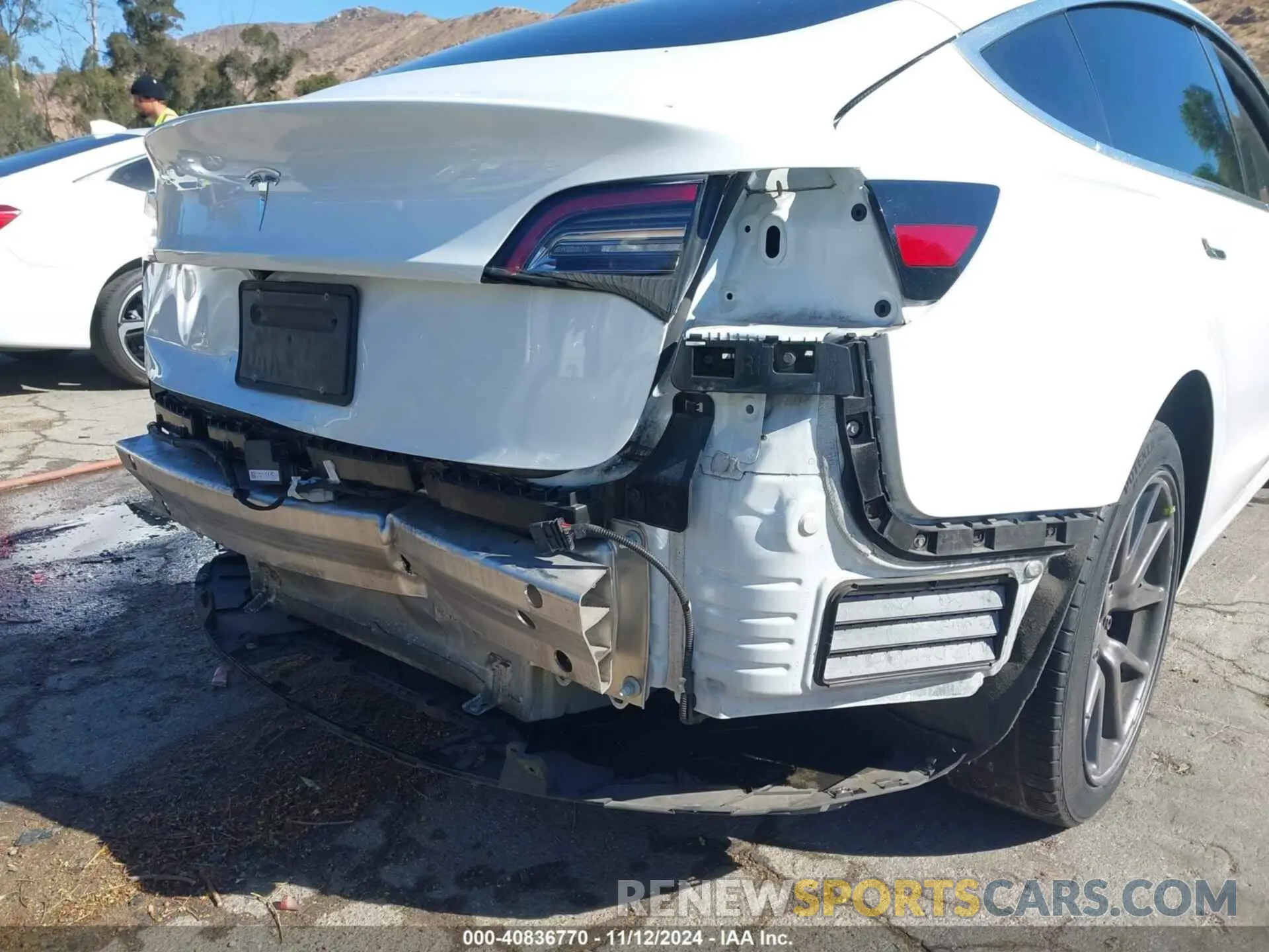 6 Photograph of a damaged car 5YJ3E1EA7KF401541 TESLA MODEL 3 2019