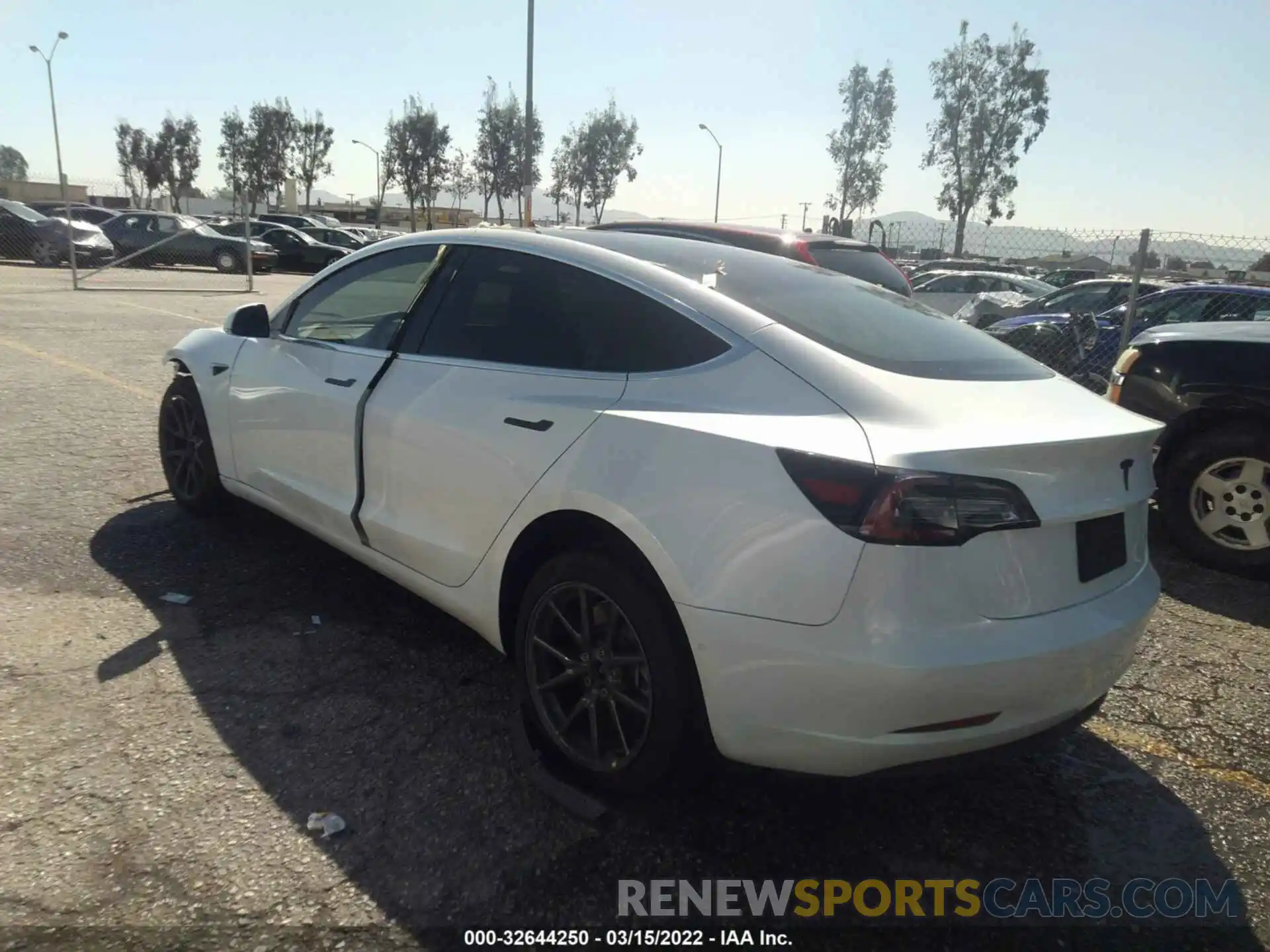 3 Photograph of a damaged car 5YJ3E1EA7KF411938 TESLA MODEL 3 2019