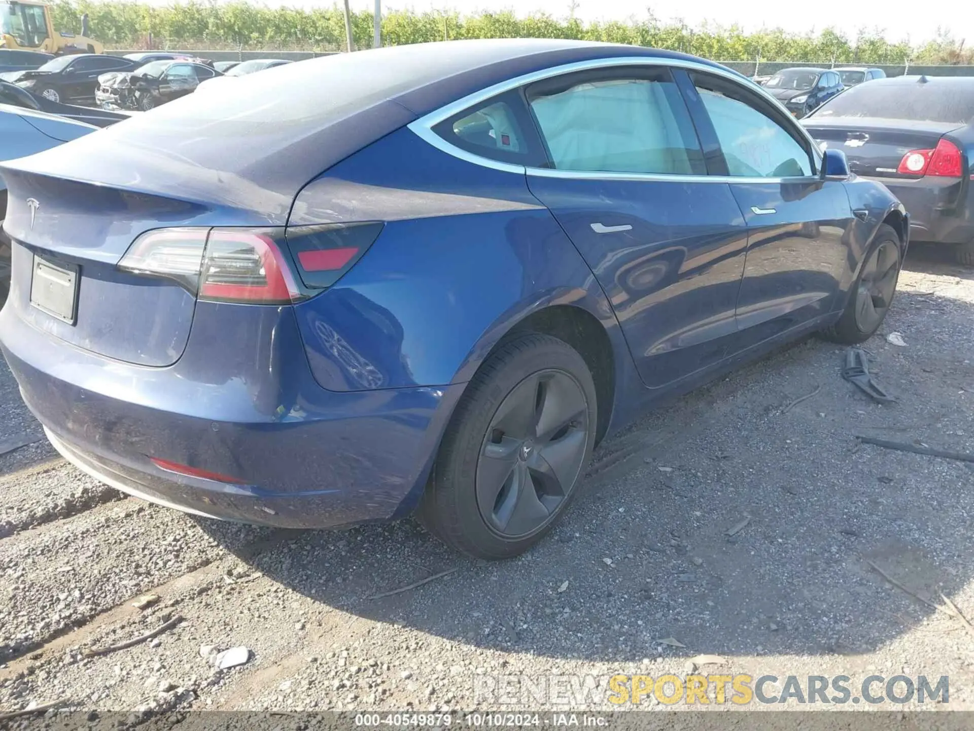 4 Photograph of a damaged car 5YJ3E1EA7KF414371 TESLA MODEL 3 2019
