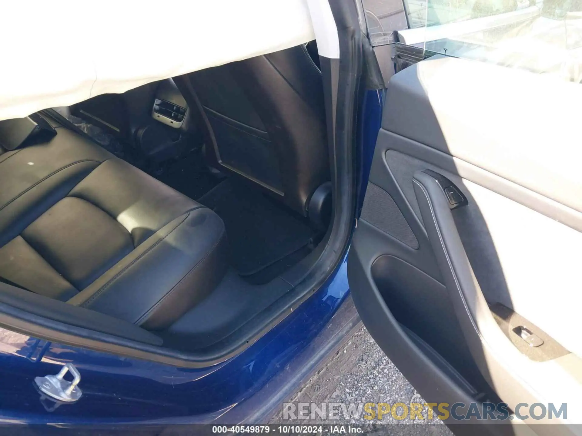 8 Photograph of a damaged car 5YJ3E1EA7KF414371 TESLA MODEL 3 2019