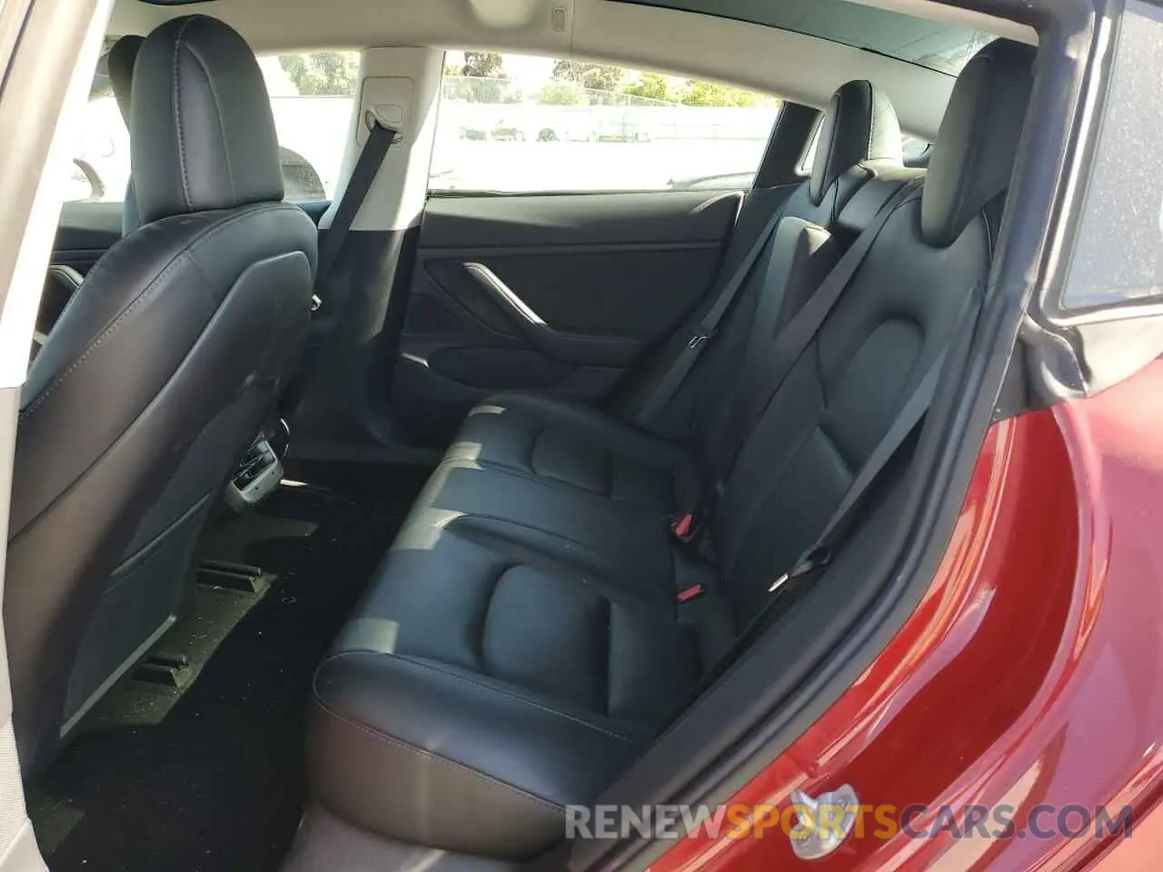 10 Photograph of a damaged car 5YJ3E1EA7KF416430 TESLA MODEL 3 2019