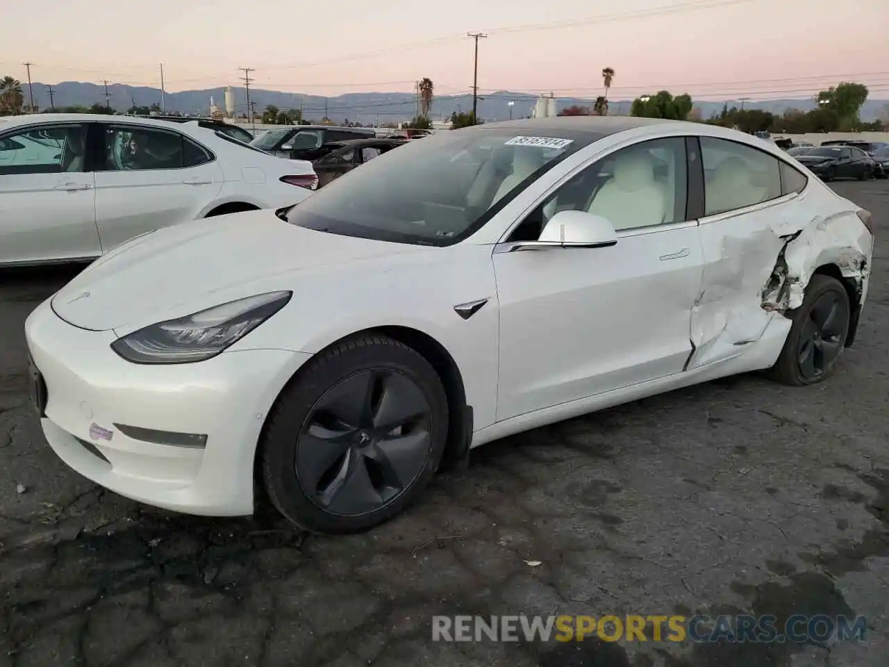 1 Photograph of a damaged car 5YJ3E1EA7KF431784 TESLA MODEL 3 2019