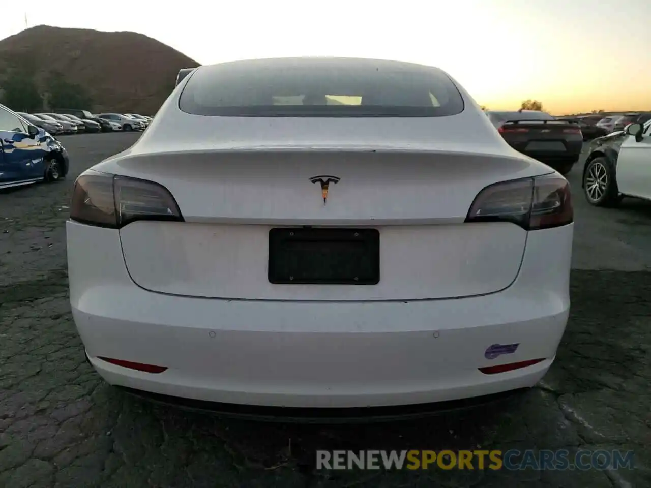 6 Photograph of a damaged car 5YJ3E1EA7KF431784 TESLA MODEL 3 2019