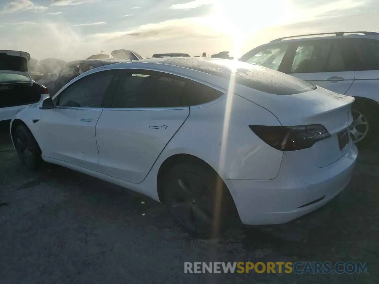 2 Photograph of a damaged car 5YJ3E1EA7KF483285 TESLA MODEL 3 2019