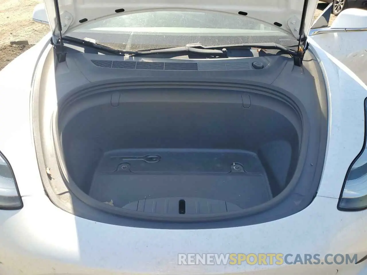 11 Photograph of a damaged car 5YJ3E1EA7KF484288 TESLA MODEL 3 2019