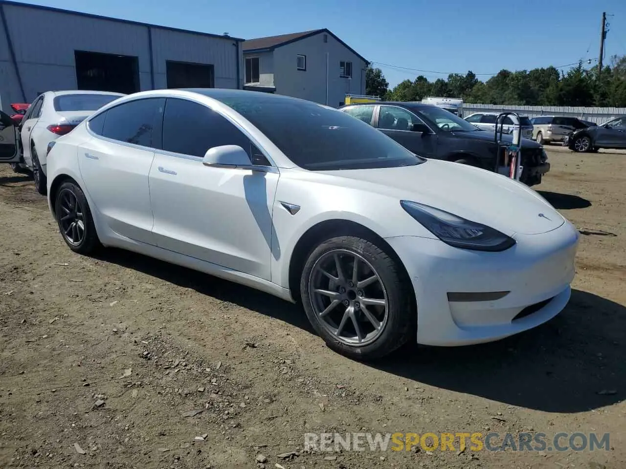 4 Photograph of a damaged car 5YJ3E1EA7KF484288 TESLA MODEL 3 2019