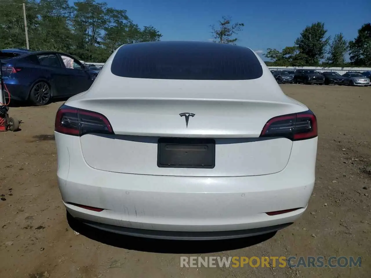 6 Photograph of a damaged car 5YJ3E1EA7KF484288 TESLA MODEL 3 2019