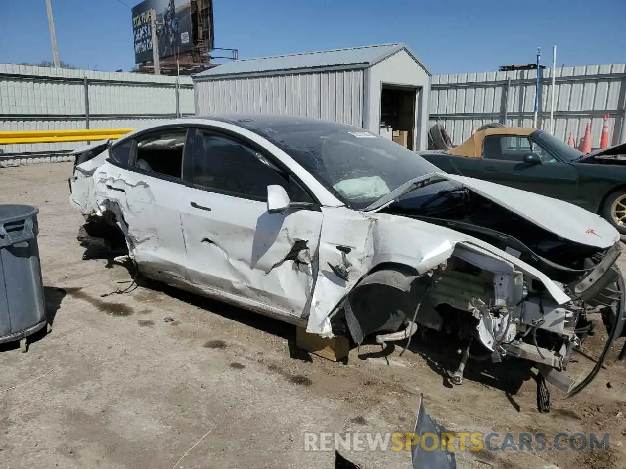 4 Photograph of a damaged car 5YJ3E1EA7KF484596 TESLA MODEL 3 2019