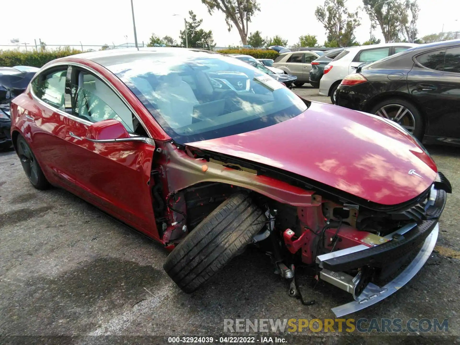 1 Photograph of a damaged car 5YJ3E1EA7KF536969 TESLA MODEL 3 2019