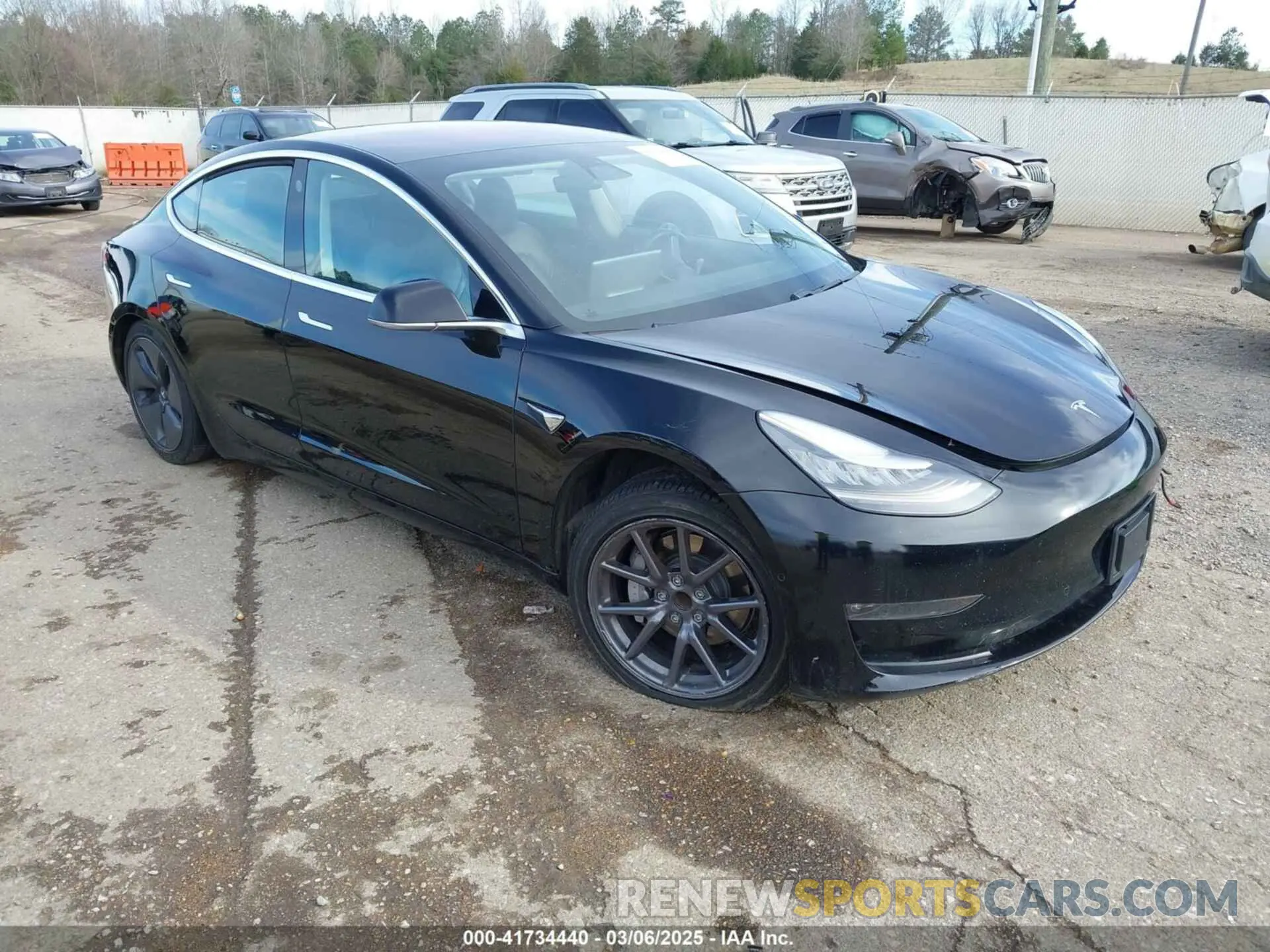 1 Photograph of a damaged car 5YJ3E1EA8KF192908 TESLA MODEL 3 2019