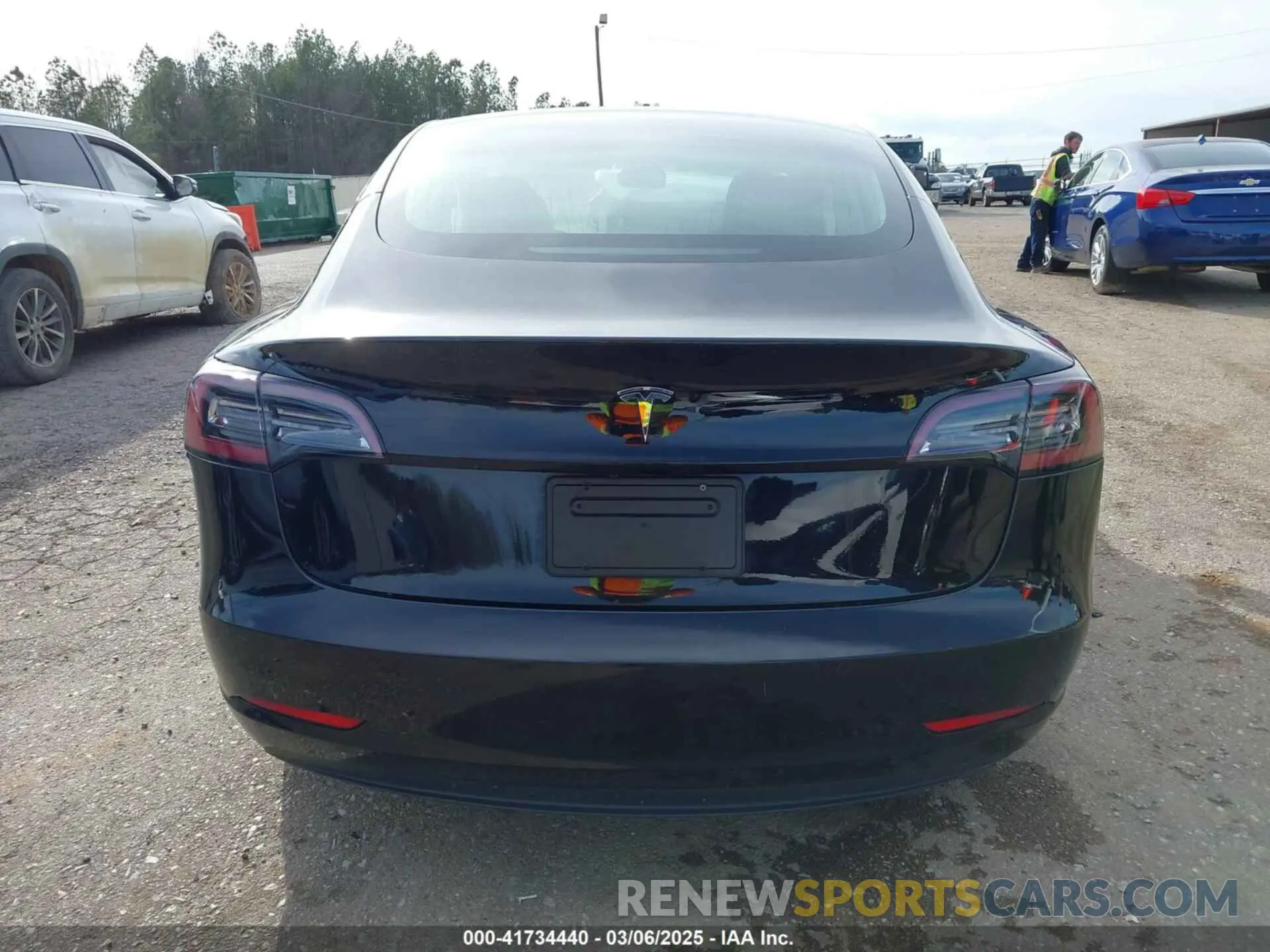 16 Photograph of a damaged car 5YJ3E1EA8KF192908 TESLA MODEL 3 2019