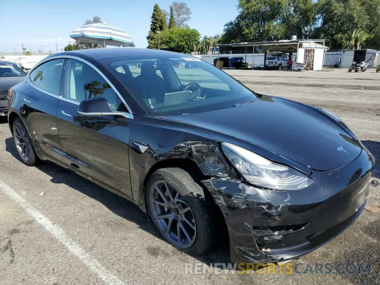 4 Photograph of a damaged car 5YJ3E1EA8KF297321 TESLA MODEL 3 2019