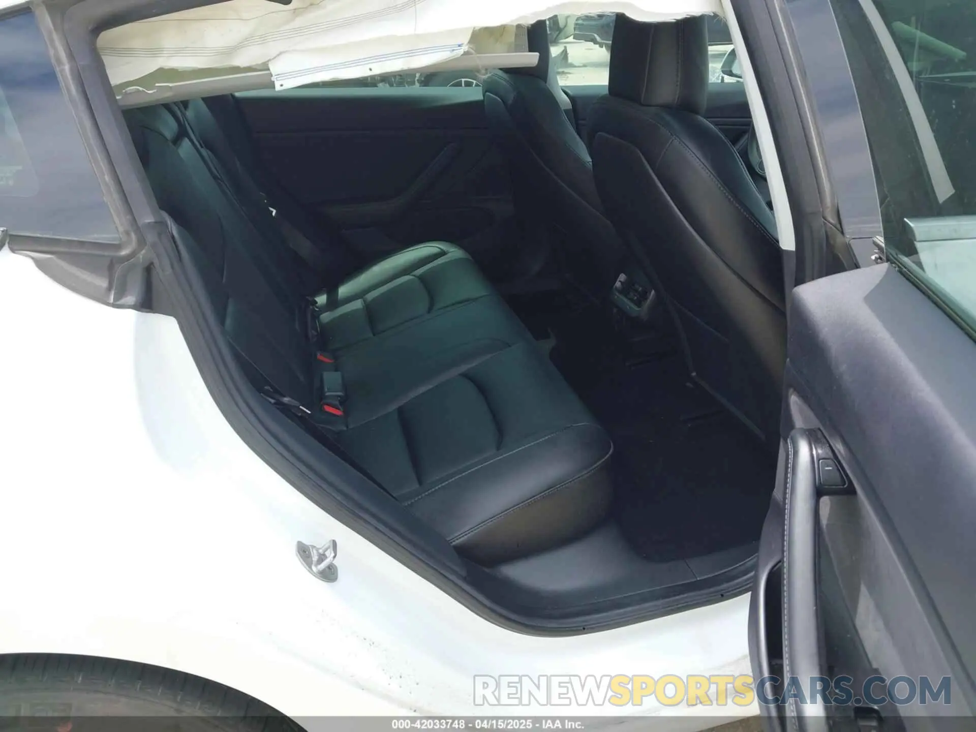 8 Photograph of a damaged car 5YJ3E1EA8KF299991 TESLA MODEL 3 2019