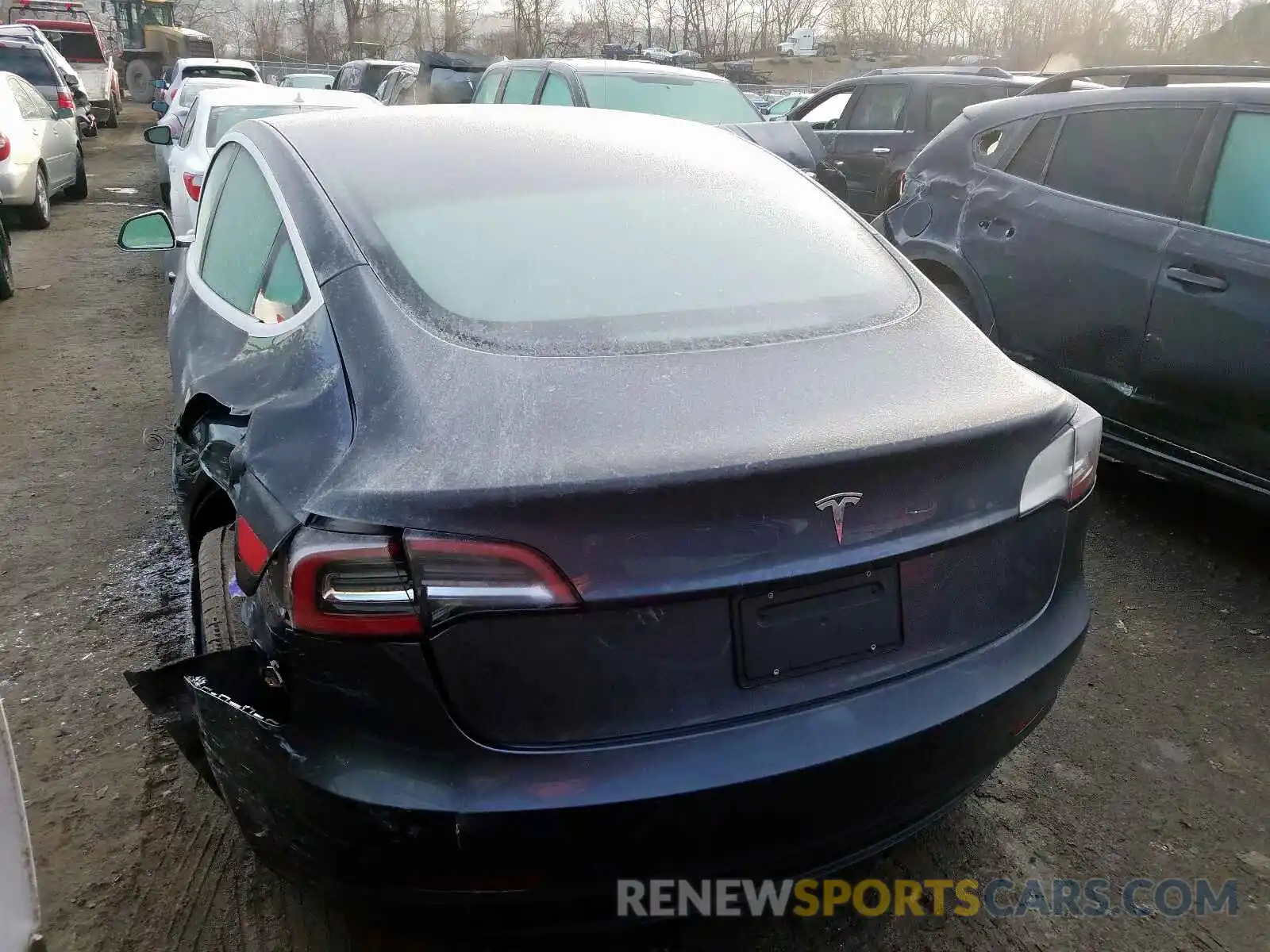 3 Photograph of a damaged car 5YJ3E1EA8KF301819 TESLA MODEL 3 2019