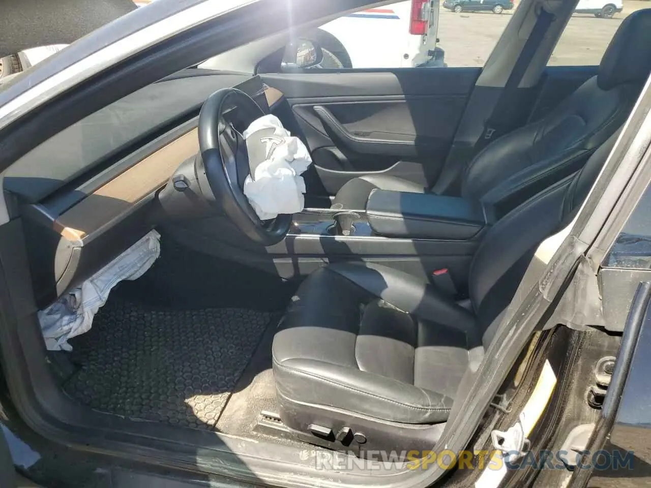 7 Photograph of a damaged car 5YJ3E1EA8KF304347 TESLA MODEL 3 2019