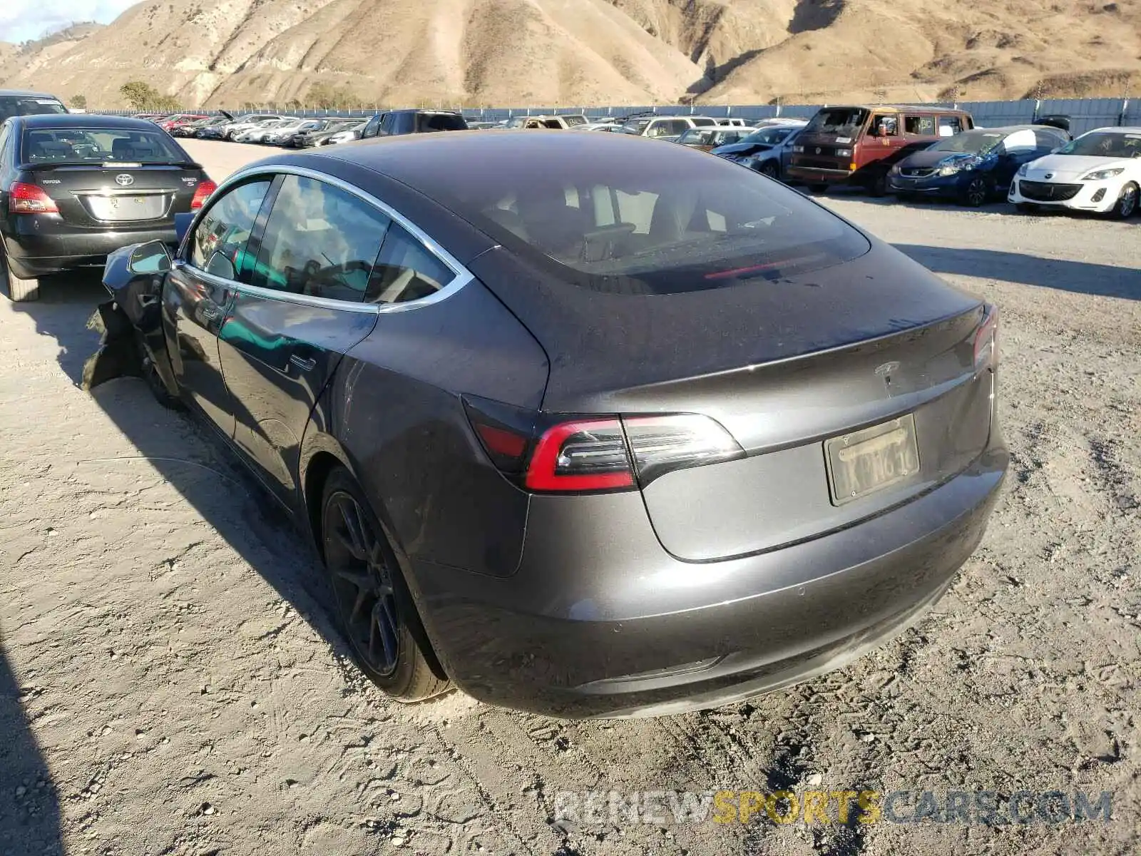 3 Photograph of a damaged car 5YJ3E1EA8KF307362 TESLA MODEL 3 2019