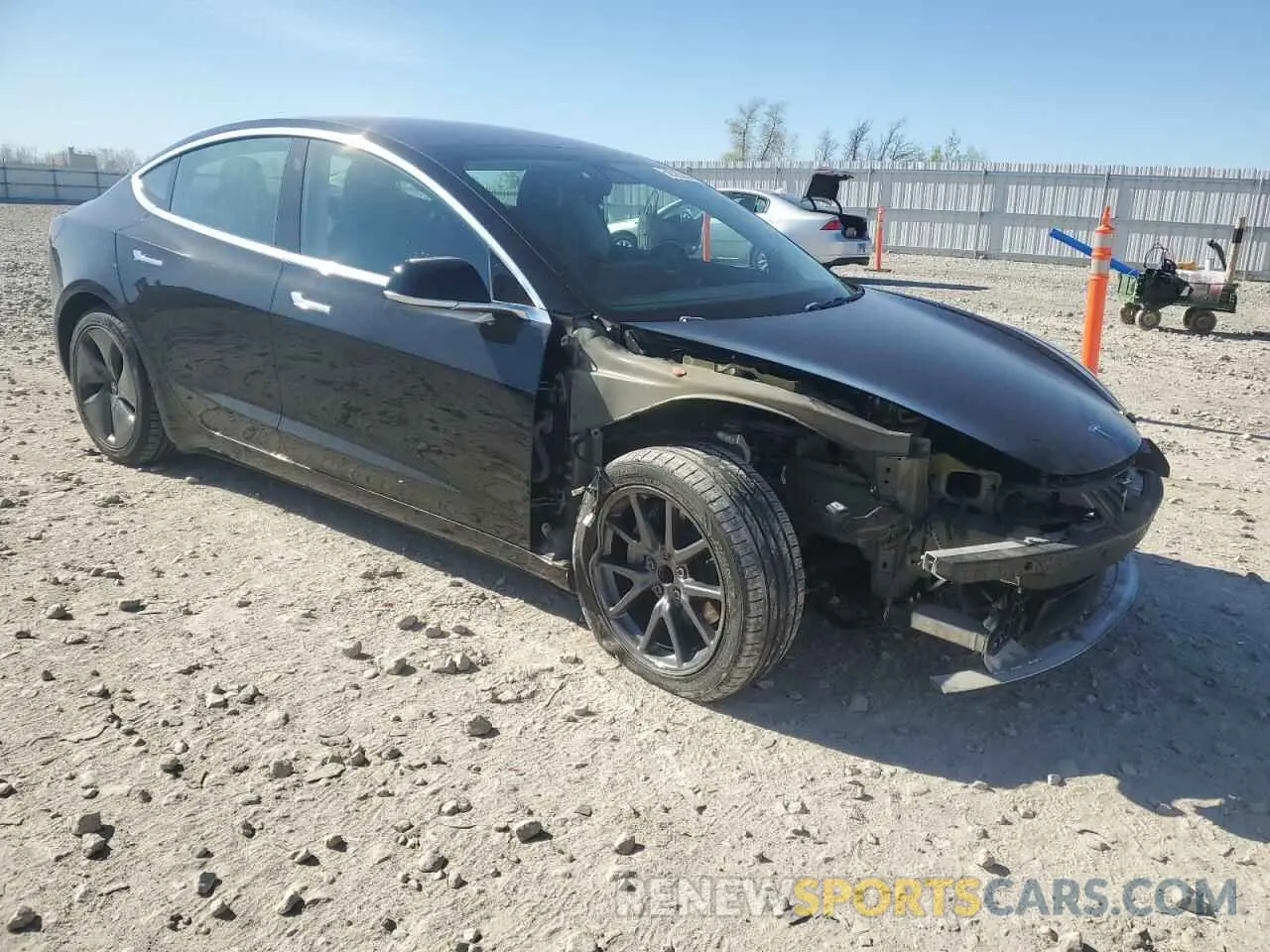 4 Photograph of a damaged car 5YJ3E1EA8KF313291 TESLA MODEL 3 2019