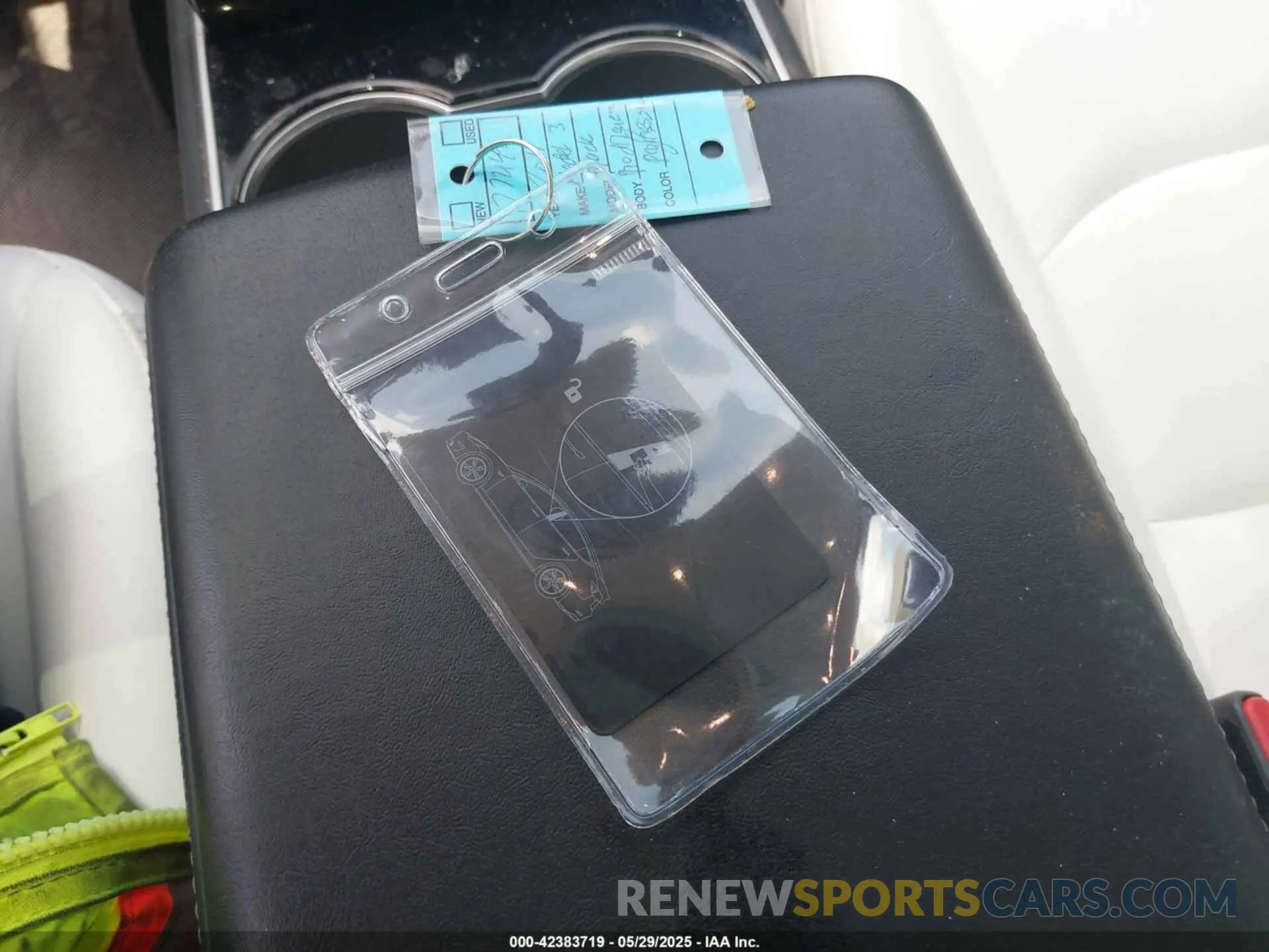 11 Photograph of a damaged car 5YJ3E1EA8KF317857 TESLA MODEL 3 2019