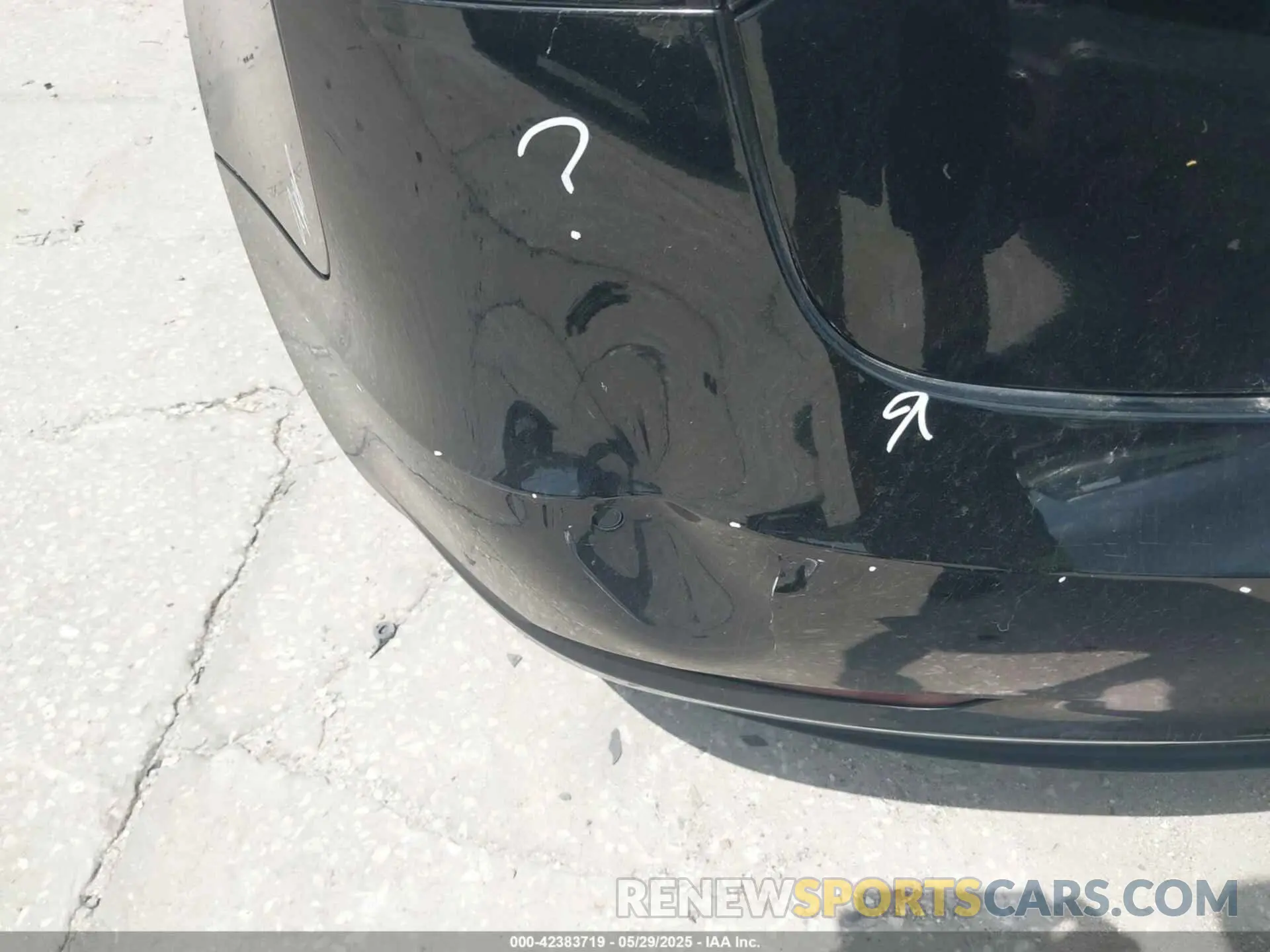23 Photograph of a damaged car 5YJ3E1EA8KF317857 TESLA MODEL 3 2019