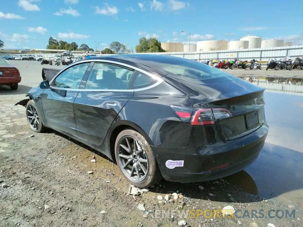 3 Photograph of a damaged car 5YJ3E1EA8KF324596 TESLA MODEL 3 2019