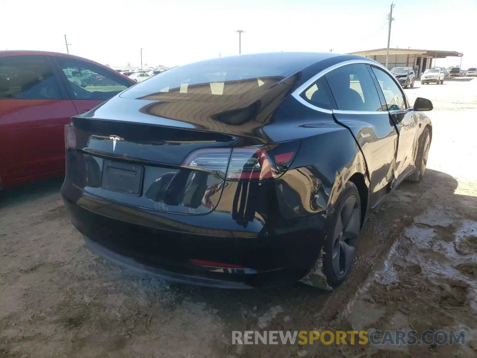 4 Photograph of a damaged car 5YJ3E1EA8KF325148 TESLA MODEL 3 2019