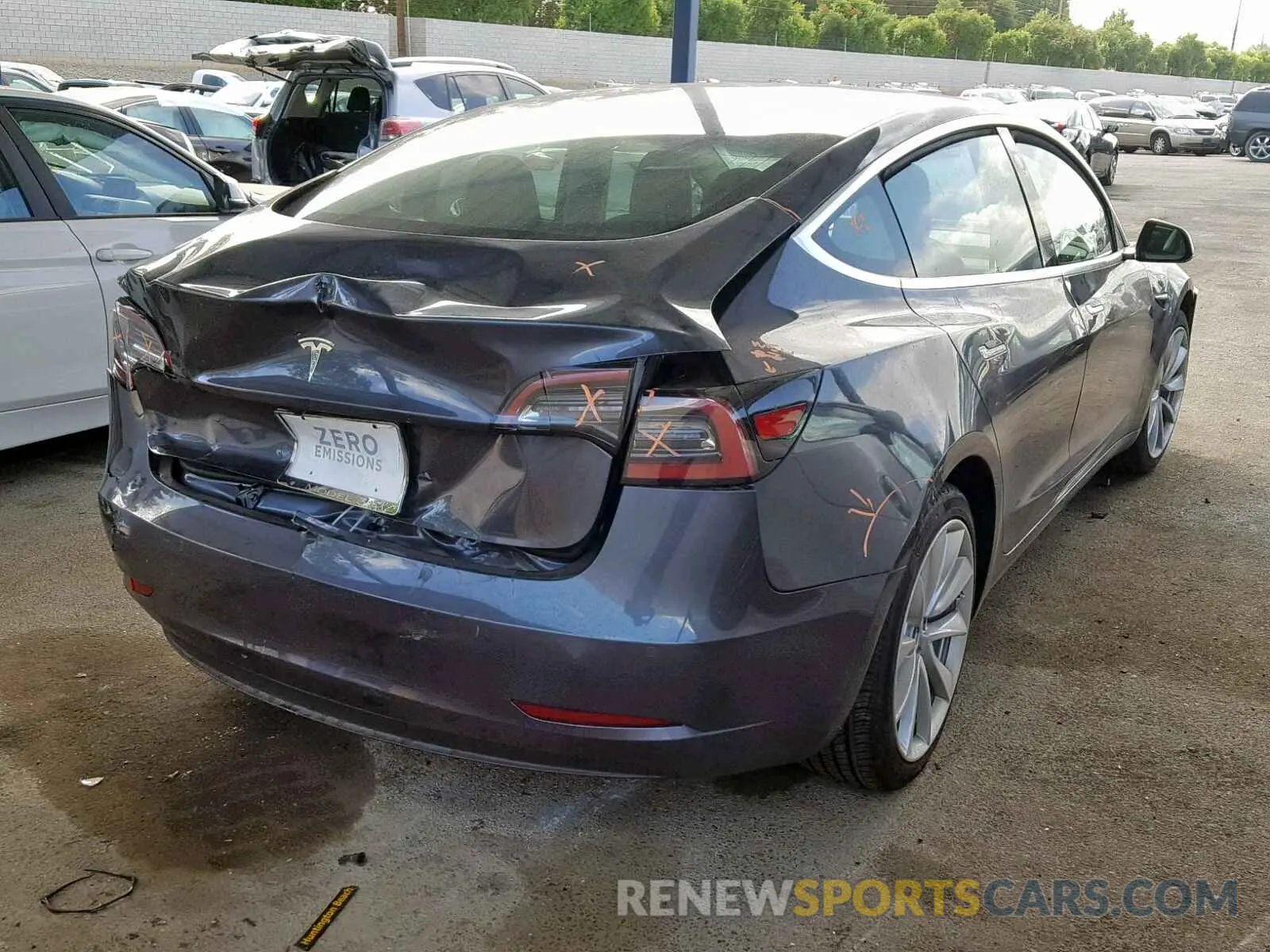 4 Photograph of a damaged car 5YJ3E1EA8KF331791 TESLA MODEL 3 2019