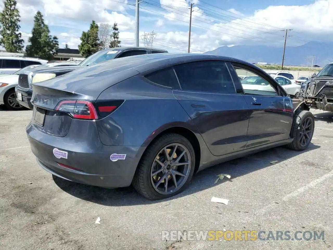 3 Photograph of a damaged car 5YJ3E1EA8KF362412 TESLA MODEL 3 2019