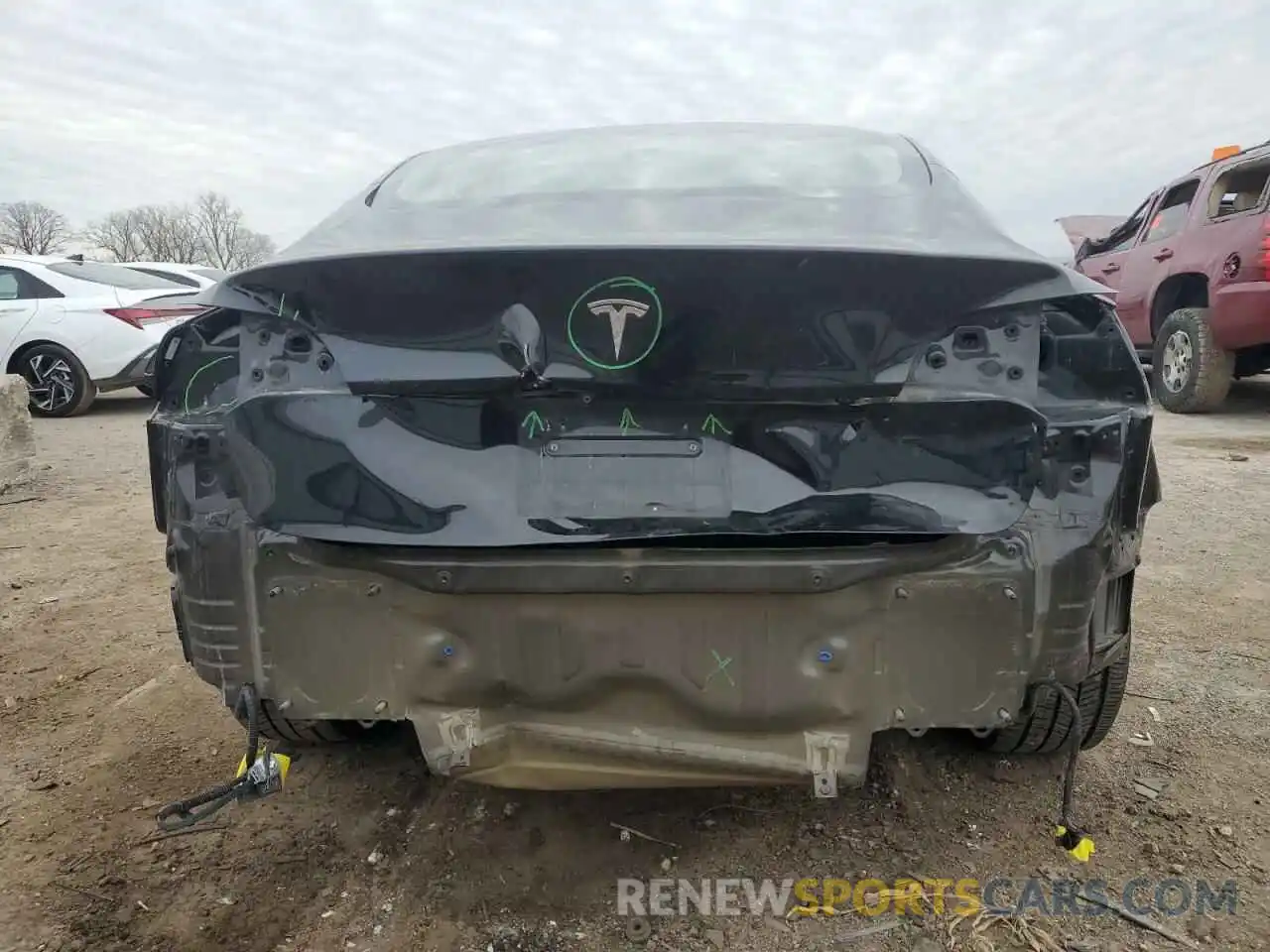 6 Photograph of a damaged car 5YJ3E1EA8KF394955 TESLA MODEL 3 2019