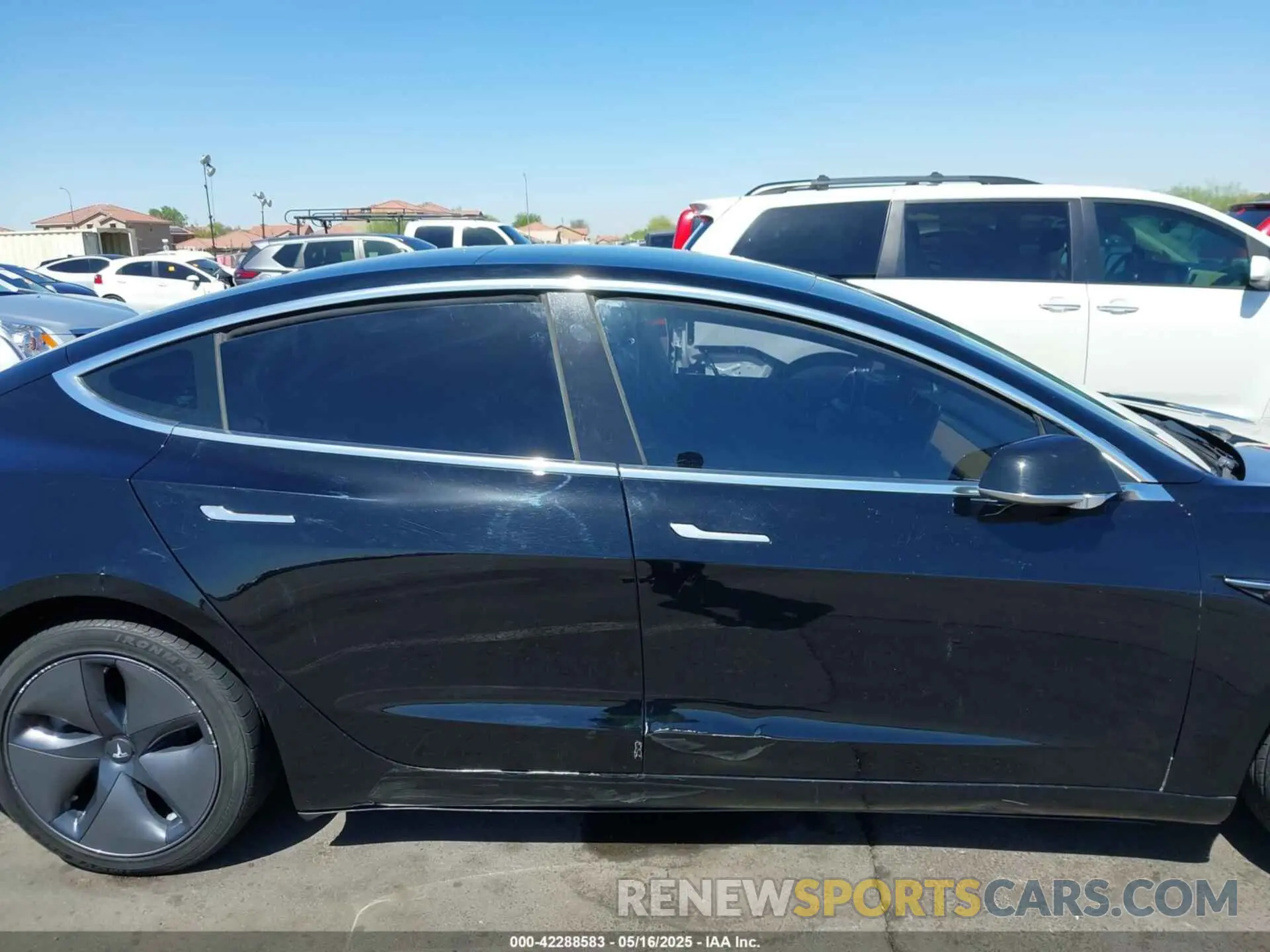 12 Photograph of a damaged car 5YJ3E1EA8KF395684 TESLA MODEL 3 2019