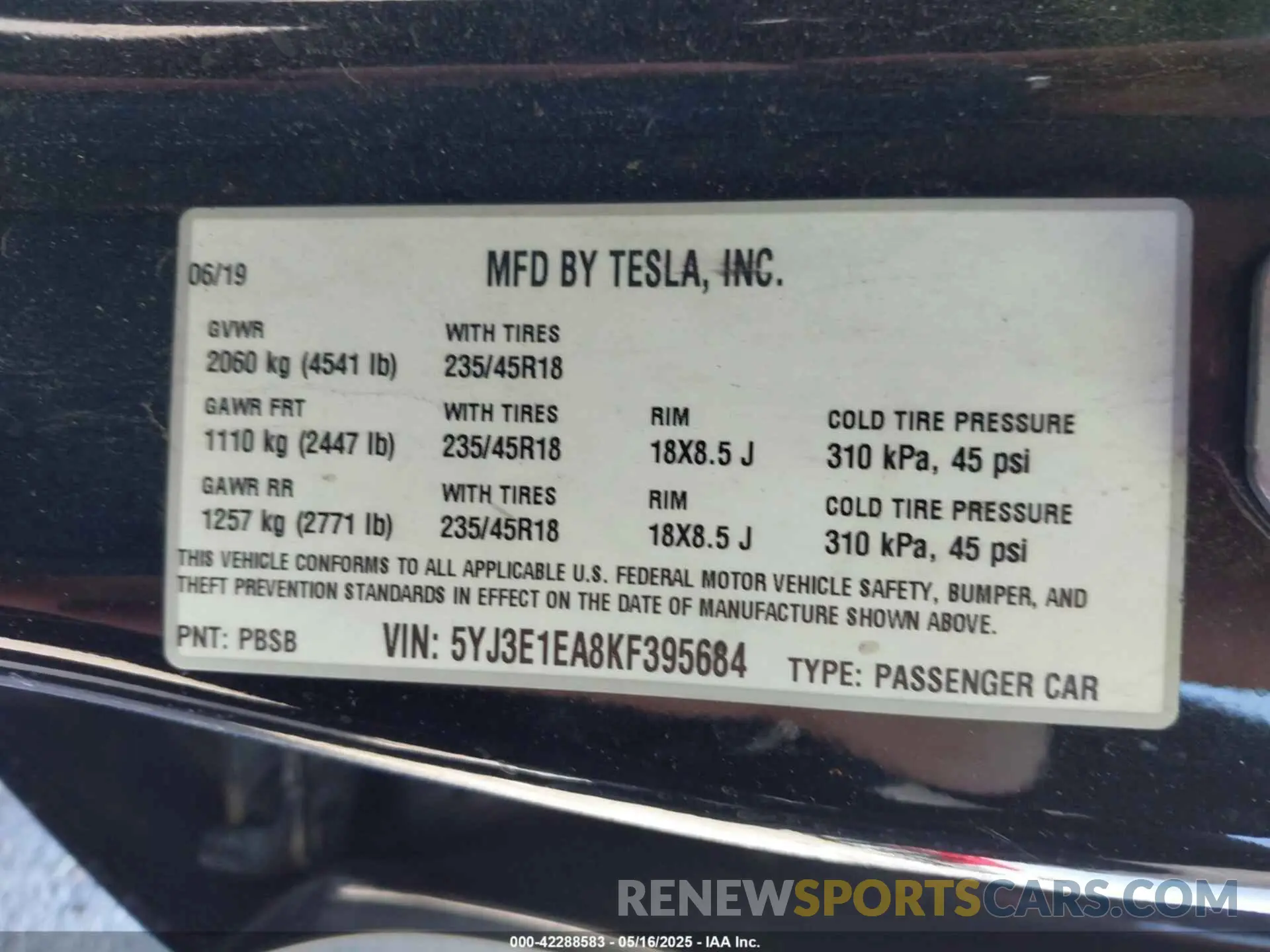 9 Photograph of a damaged car 5YJ3E1EA8KF395684 TESLA MODEL 3 2019