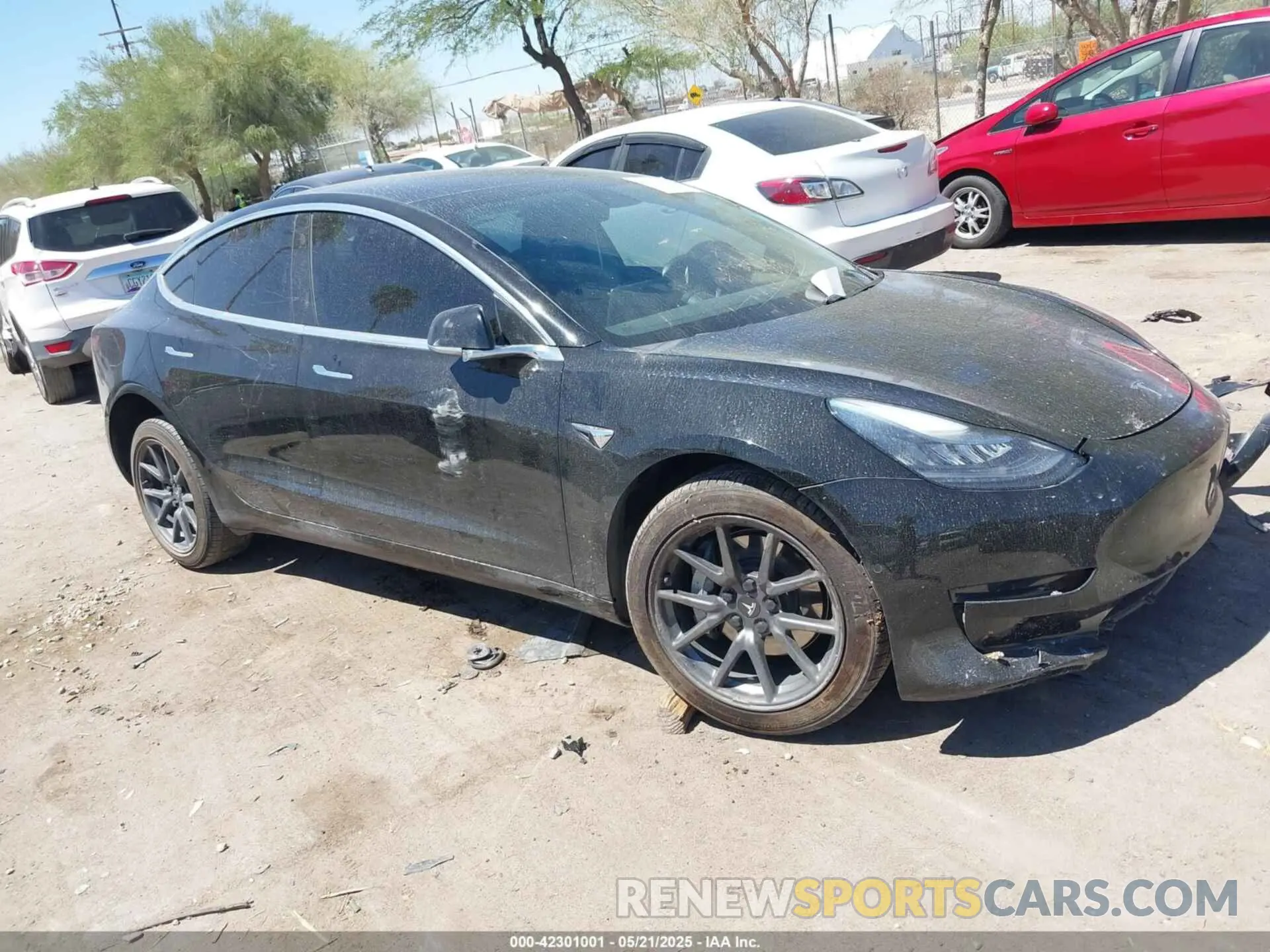 1 Photograph of a damaged car 5YJ3E1EA8KF395829 TESLA MODEL 3 2019