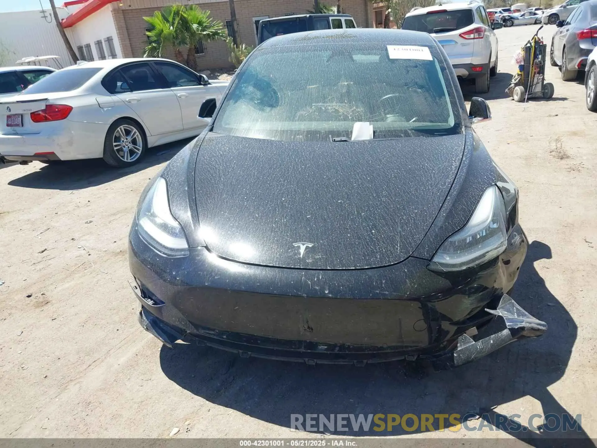 11 Photograph of a damaged car 5YJ3E1EA8KF395829 TESLA MODEL 3 2019