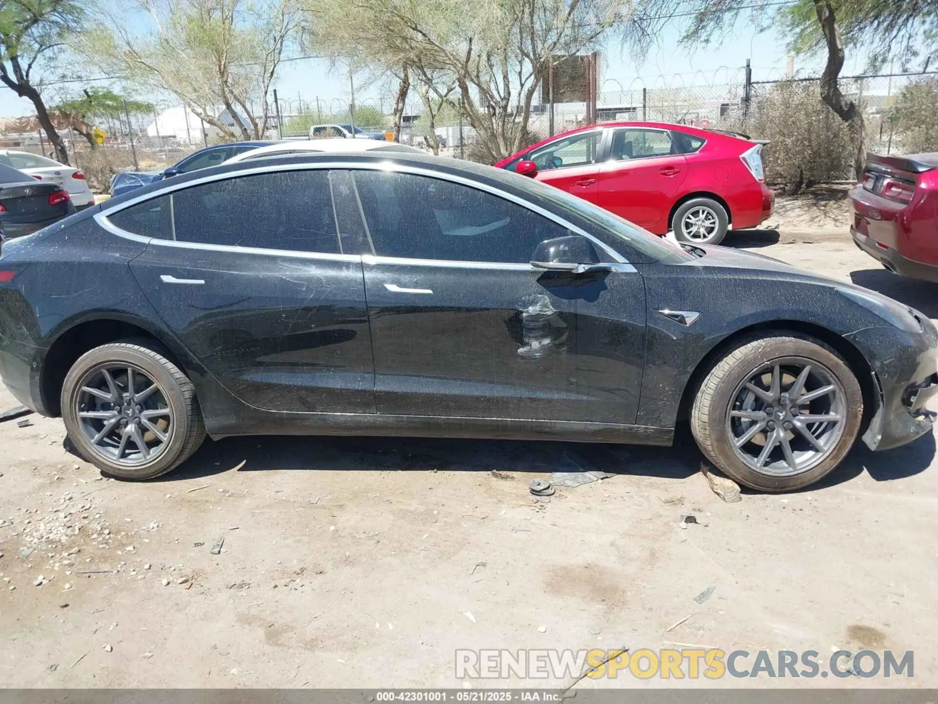 12 Photograph of a damaged car 5YJ3E1EA8KF395829 TESLA MODEL 3 2019
