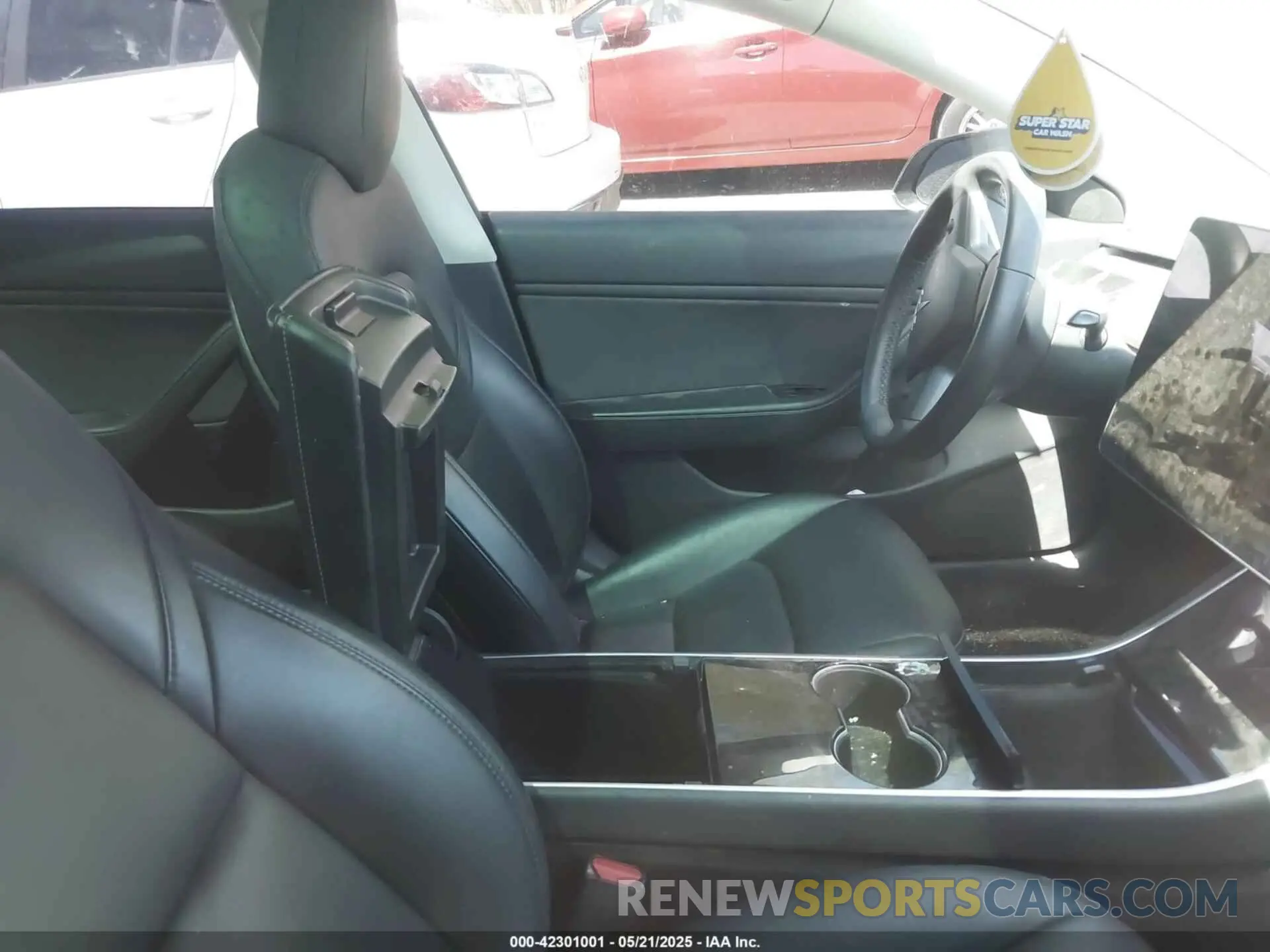 5 Photograph of a damaged car 5YJ3E1EA8KF395829 TESLA MODEL 3 2019