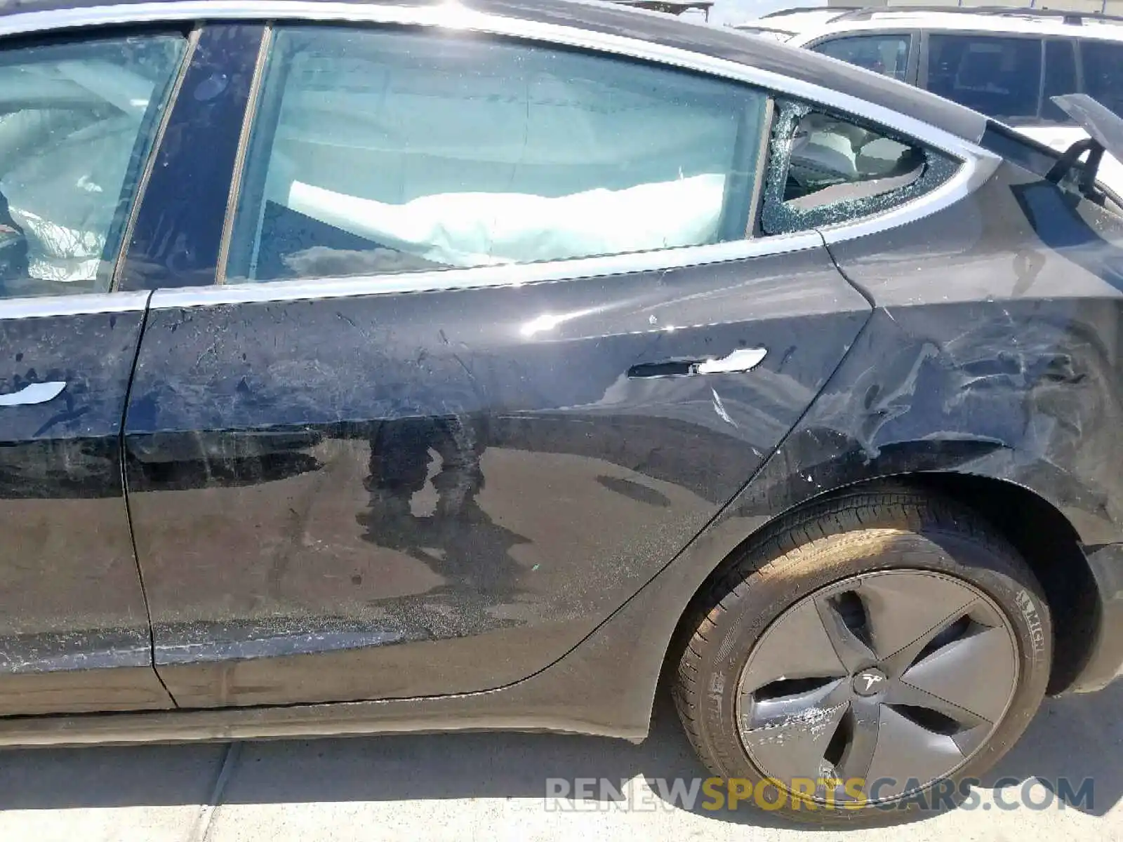 6 Photograph of a damaged car 5YJ3E1EA8KF398973 TESLA MODEL 3 2019