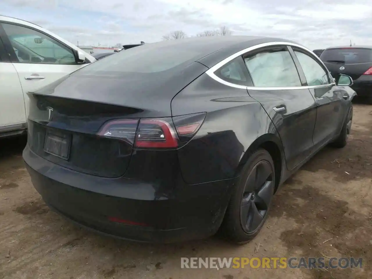 4 Photograph of a damaged car 5YJ3E1EA8KF399024 TESLA MODEL 3 2019