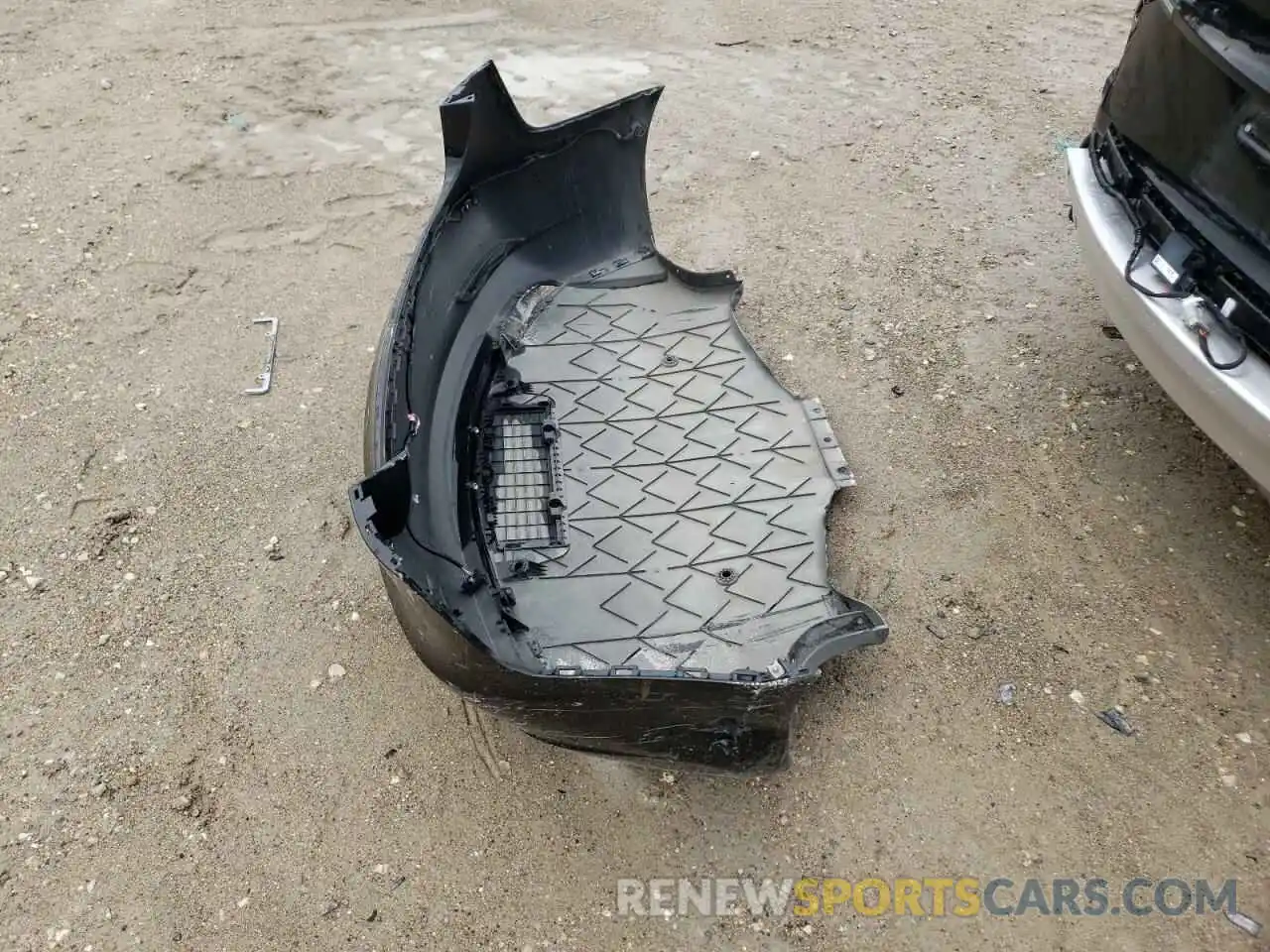 9 Photograph of a damaged car 5YJ3E1EA8KF399279 TESLA MODEL 3 2019