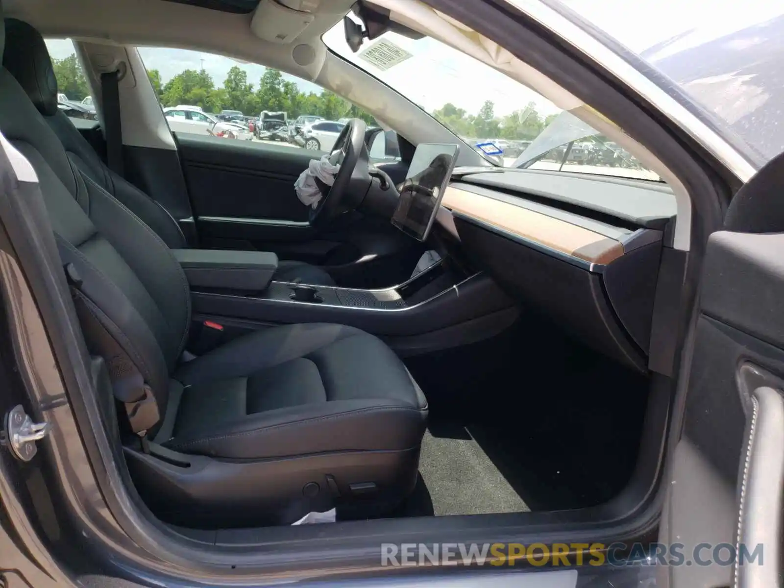 5 Photograph of a damaged car 5YJ3E1EA8KF400317 TESLA MODEL 3 2019