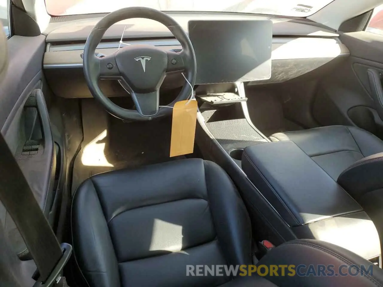 8 Photograph of a damaged car 5YJ3E1EA8KF402536 TESLA MODEL 3 2019